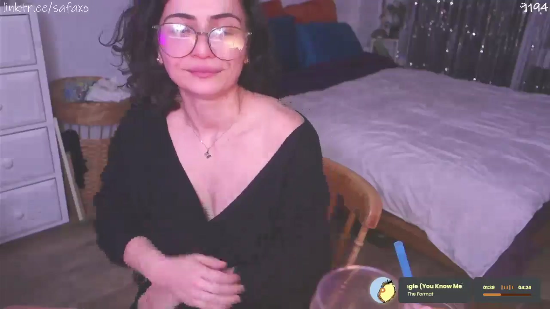 Gallery image thumbnail from HairySafaeri's myfreecams stream on, 04/09/2026, 02:28 image 15 of 20