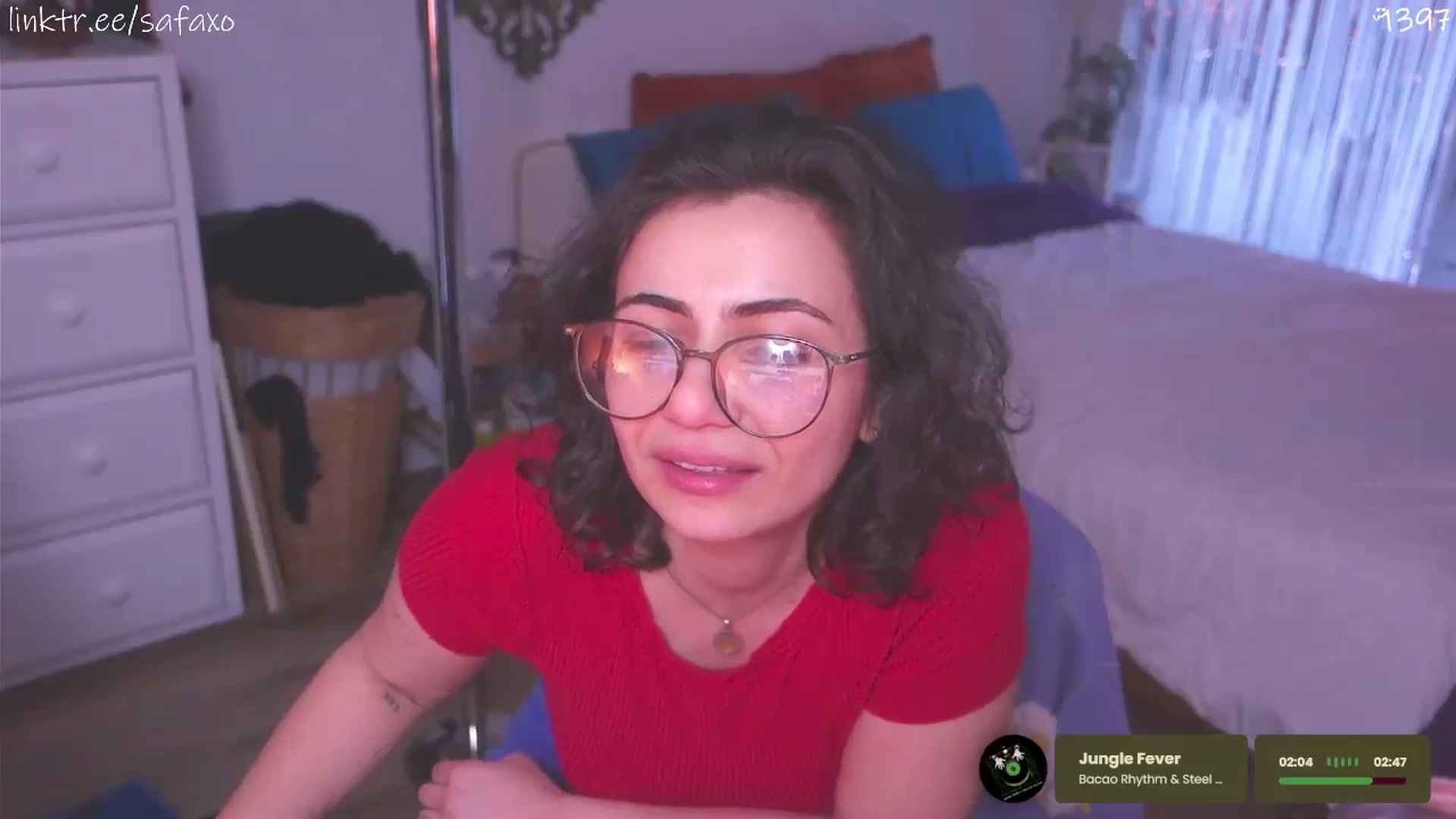 Gallery image thumbnail from HairySafaeri's myfreecams stream on, 04/10/2026, 22:33 image 3 of 20