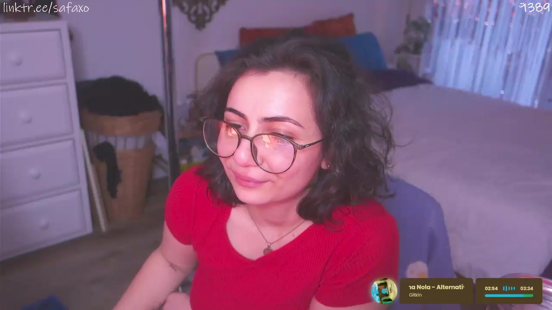 Gallery image thumbnail from HairySafaeri's myfreecams stream on, 04/10/2026, 22:33 image 16 of 20