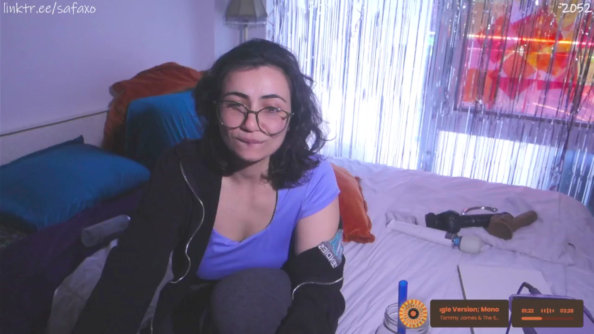 Gallery image thumbnail from HairySafaeri's myfreecams stream on, 04/23/2026, 19:24 image 10 of 20