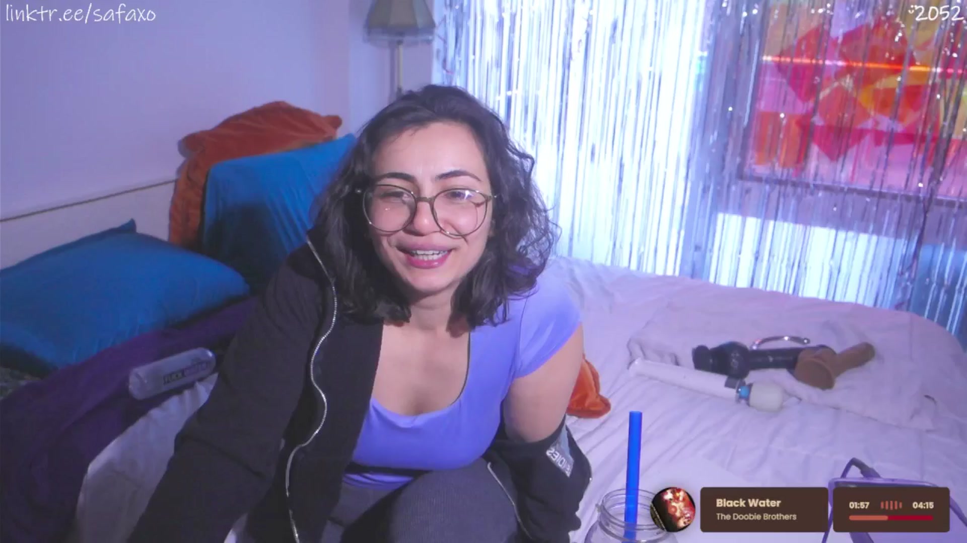 Gallery image thumbnail from HairySafaeri's myfreecams stream on, 04/23/2026, 19:24 image 1 of 20