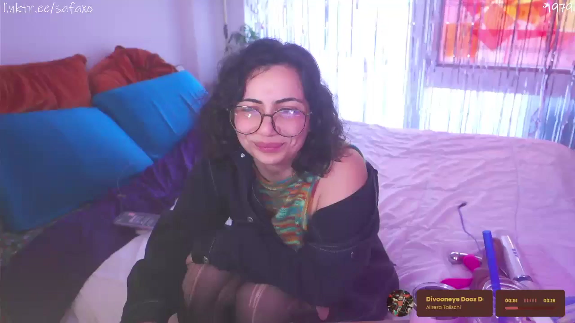 Gallery image thumbnail from HairySafaeri's myfreecams stream on, 04/25/2026, 24:02 image 8 of 20