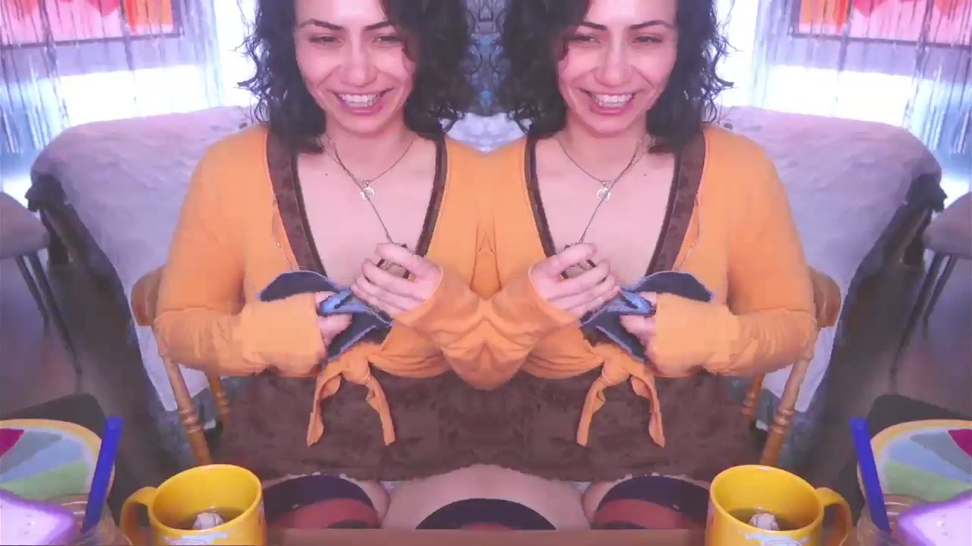 Gallery image thumbnail from HairySafaeri's myfreecams stream on, 04/29/2026, 22:09 image 8 of 20