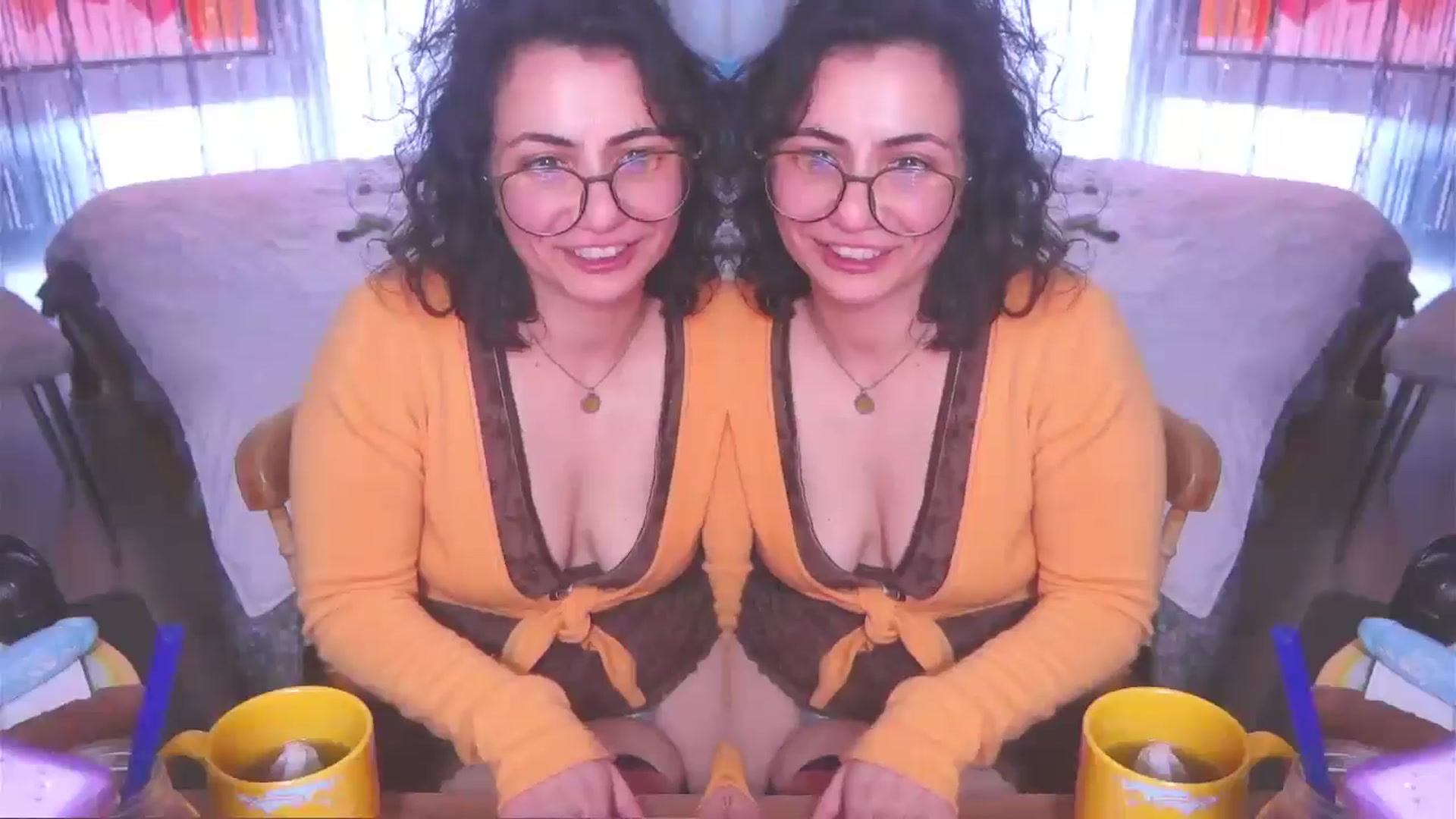 Gallery image thumbnail from HairySafaeri's myfreecams stream on, 04/29/2026, 22:09 image 5 of 20