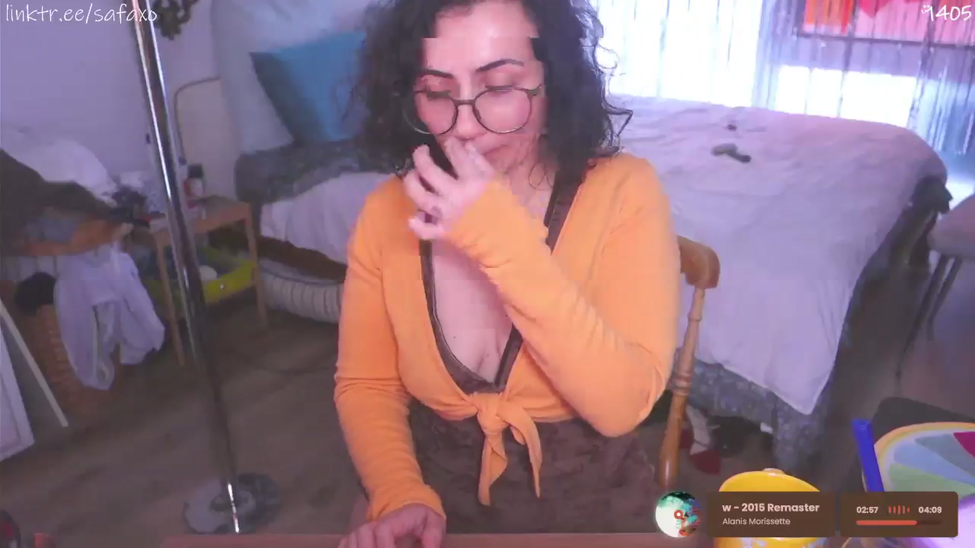 Gallery image thumbnail from HairySafaeri's myfreecams stream on, 04/29/2026, 22:09 image 11 of 20