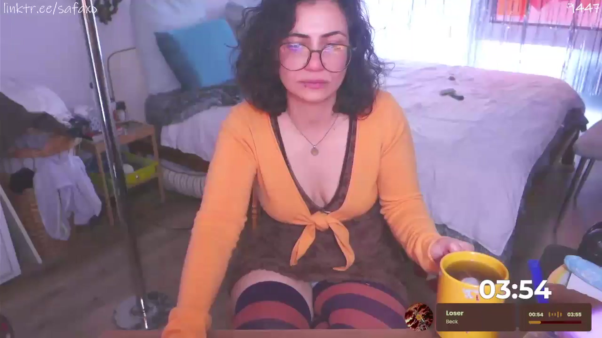 Gallery image thumbnail from HairySafaeri's myfreecams stream on, 04/29/2026, 22:09 image 1 of 20