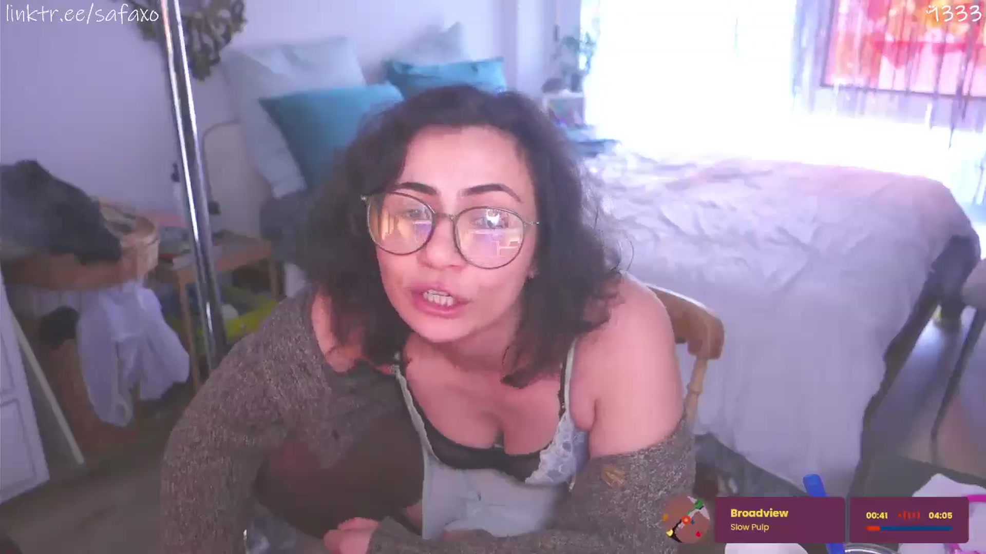 Gallery image thumbnail from HairySafaeri's myfreecams stream on, 04/30/2026, 16:29 image 13 of 20