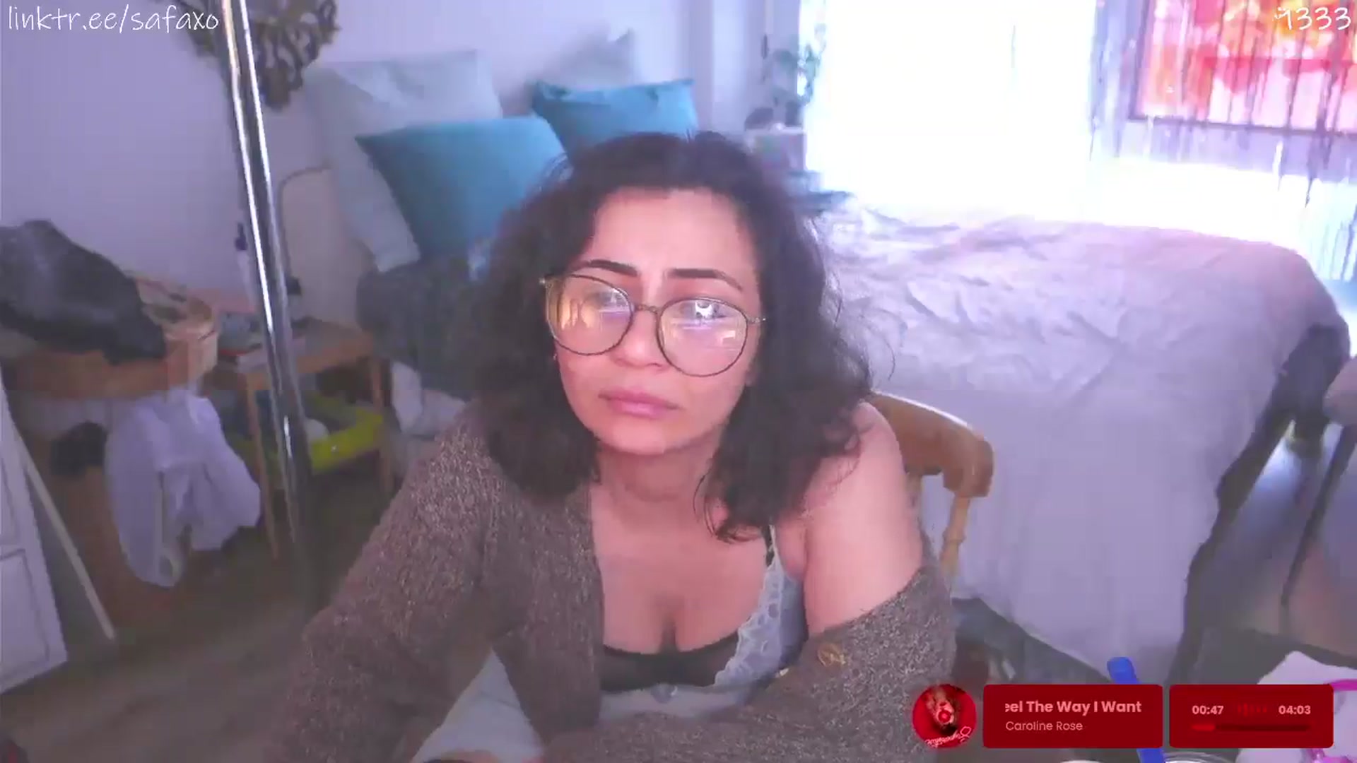 Gallery image thumbnail from HairySafaeri's myfreecams stream on, 04/30/2026, 16:29 image 6 of 20