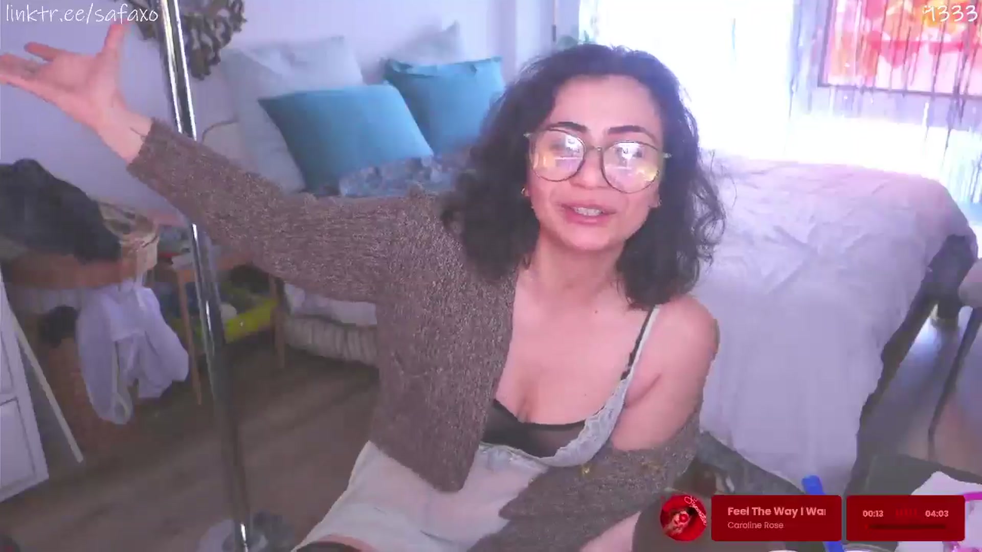 Gallery image thumbnail from HairySafaeri's myfreecams stream on, 04/30/2026, 16:29 image 5 of 20