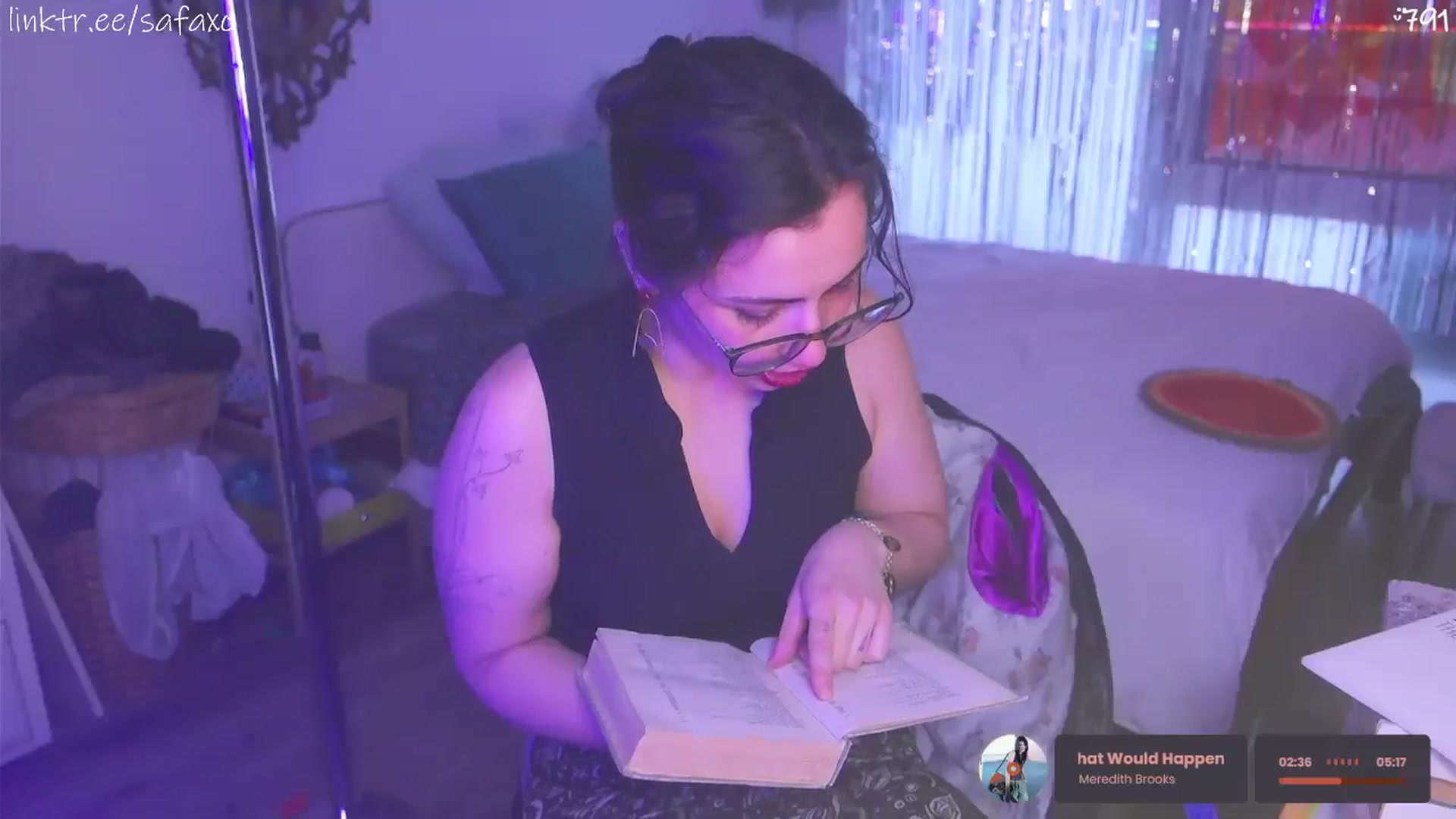 Gallery image thumbnail from HairySafaeri's myfreecams stream on, 05/02/2026, 24:59 image 5 of 20