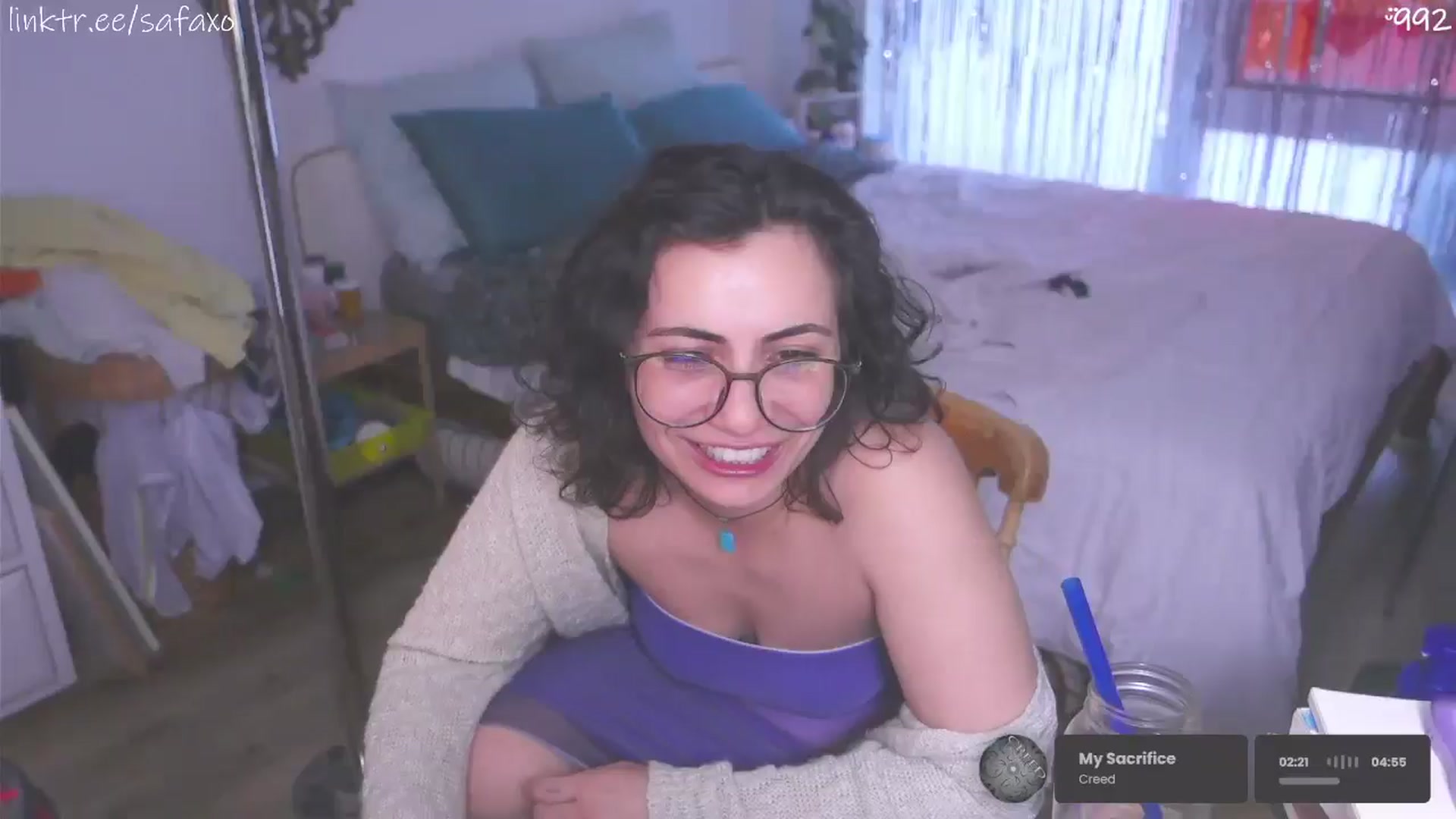 Gallery image thumbnail from HairySafaeri's myfreecams stream on, 05/05/2026, 22:39 image 1 of 20