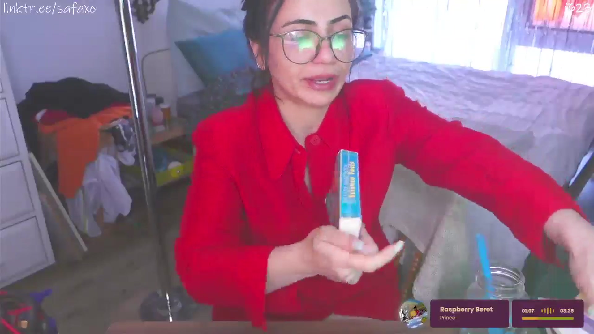 Gallery image thumbnail from HairySafaeri's myfreecams stream on, 05/06/2026, 23:54 image 7 of 20