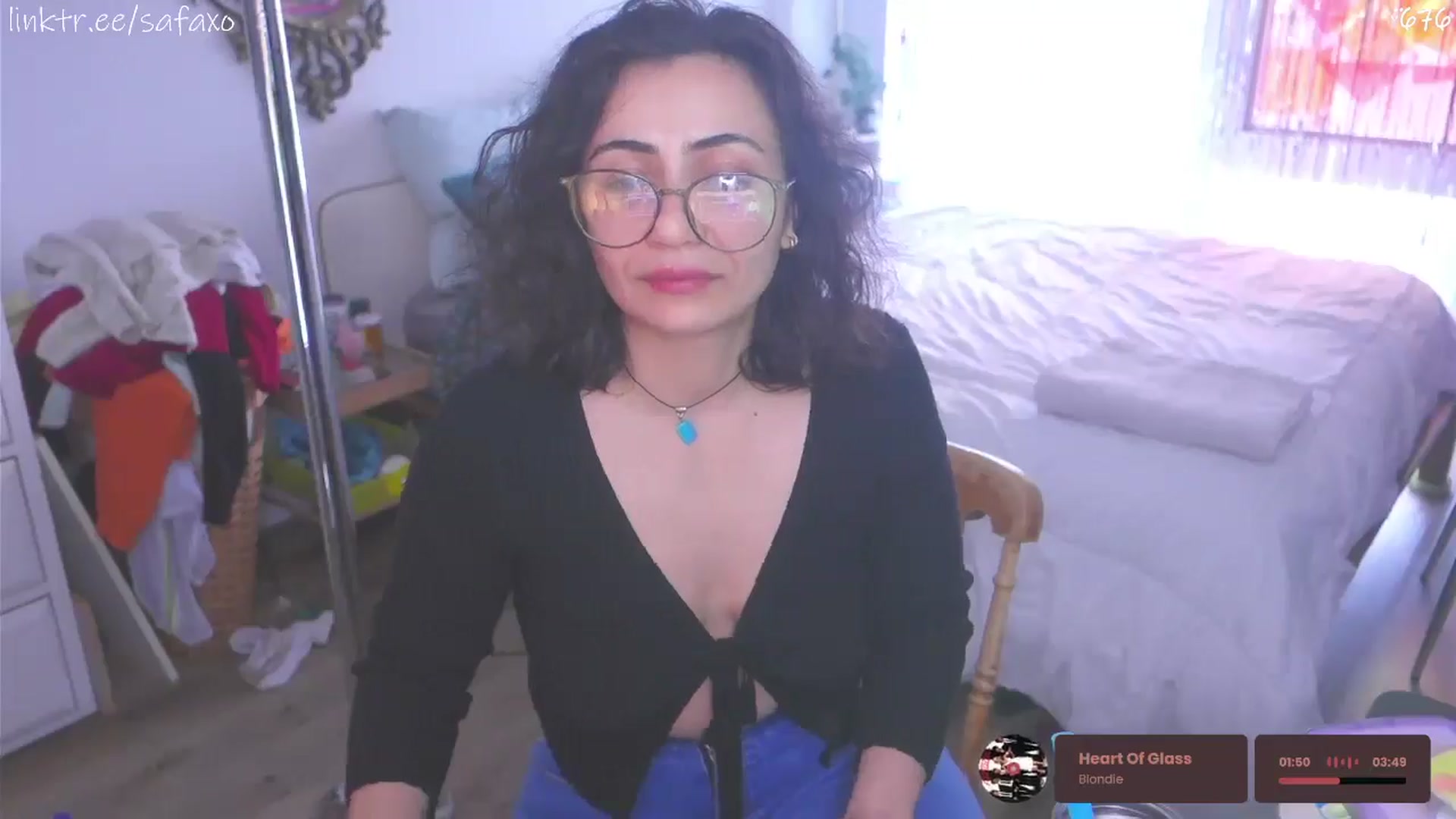 Gallery image thumbnail from HairySafaeri's myfreecams stream on, 05/07/2026, 18:22 image 12 of 20