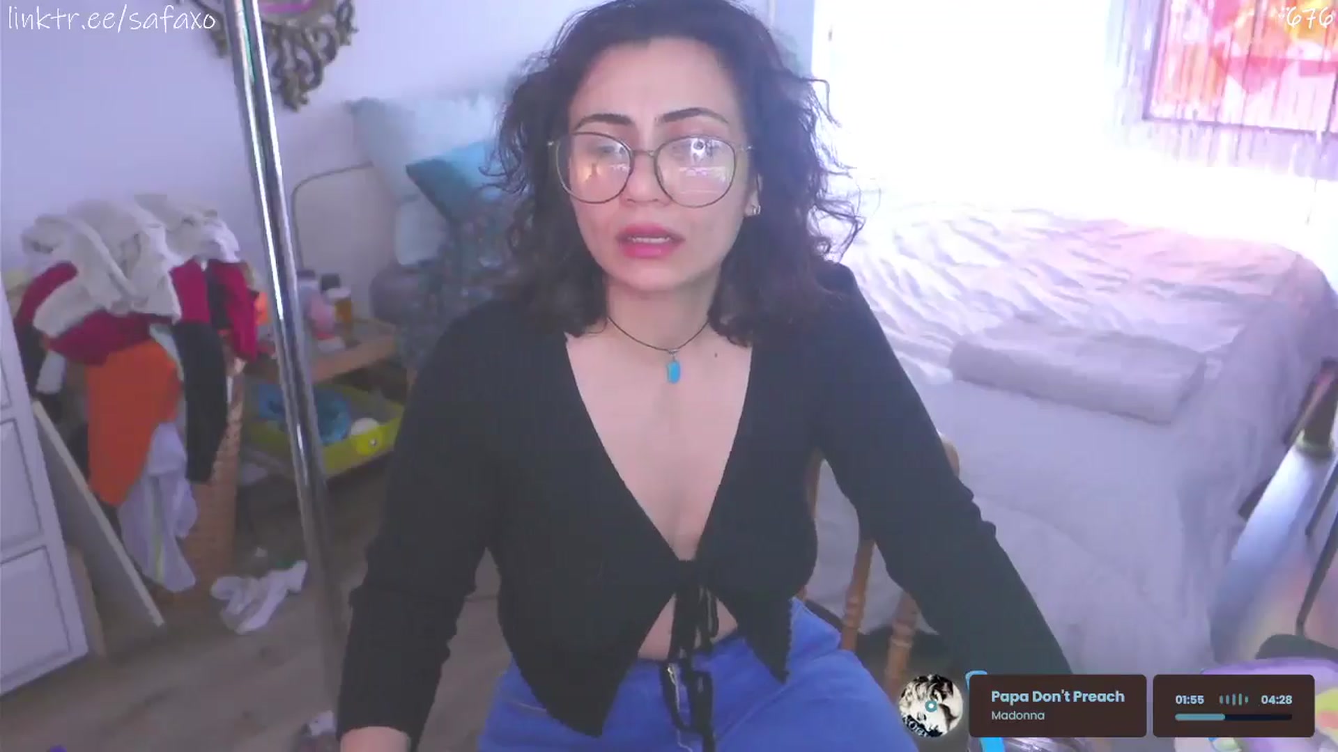 Gallery image thumbnail from HairySafaeri's myfreecams stream on, 05/07/2026, 18:22 image 17 of 20