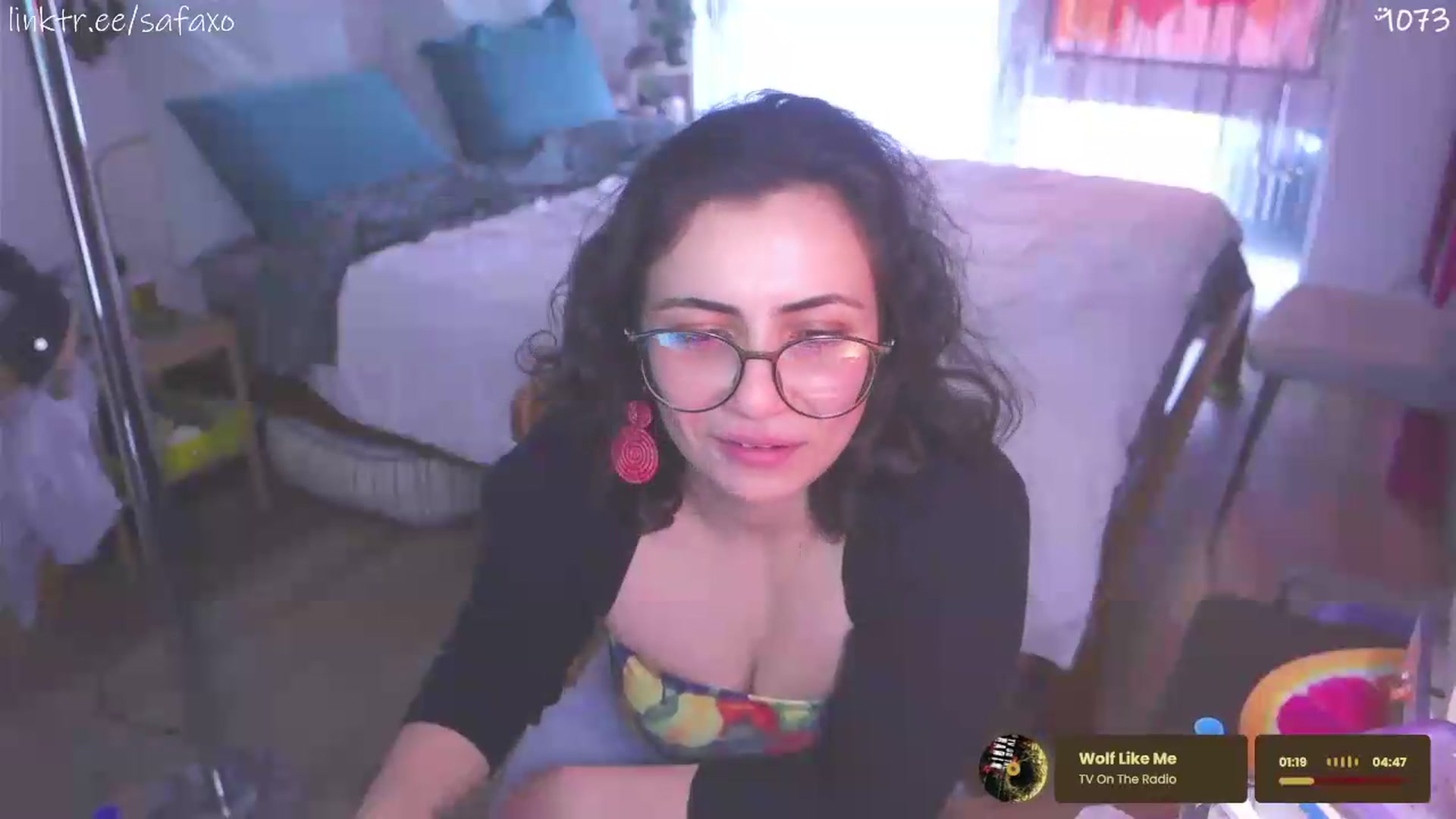 Gallery image thumbnail from HairySafaeri's myfreecams stream on, 05/12/2026, 23:47 image 6 of 20