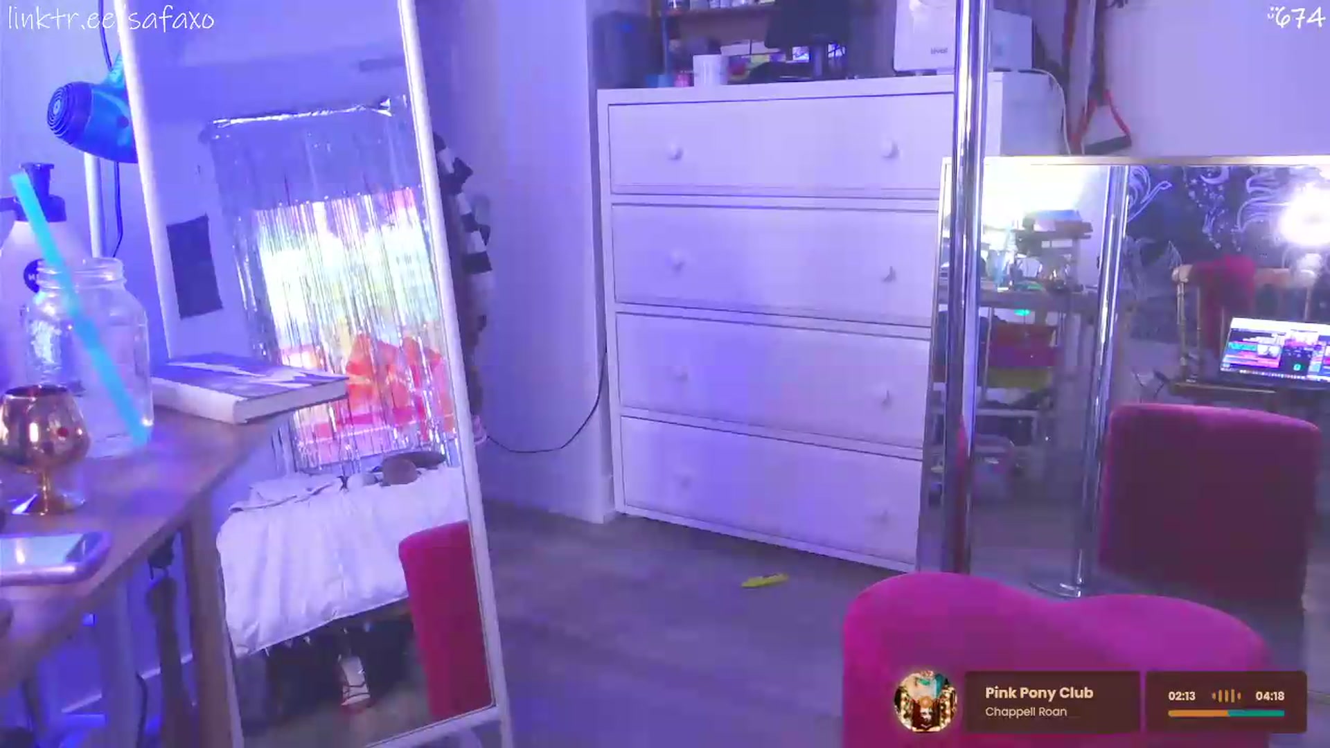Gallery image thumbnail from HairySafaeri's myfreecams stream on, 05/16/2026, 24:01 image 14 of 20