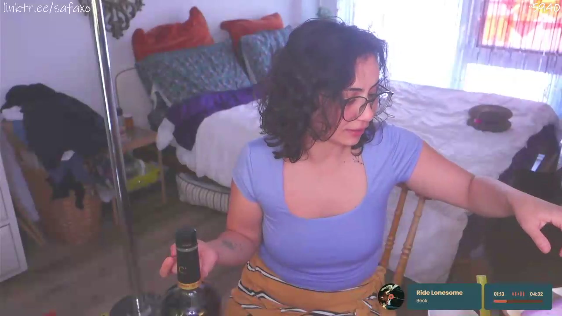 Gallery image thumbnail from HairySafaeri's myfreecams stream on, 06/04/2026, 22:00 image 17 of 20
