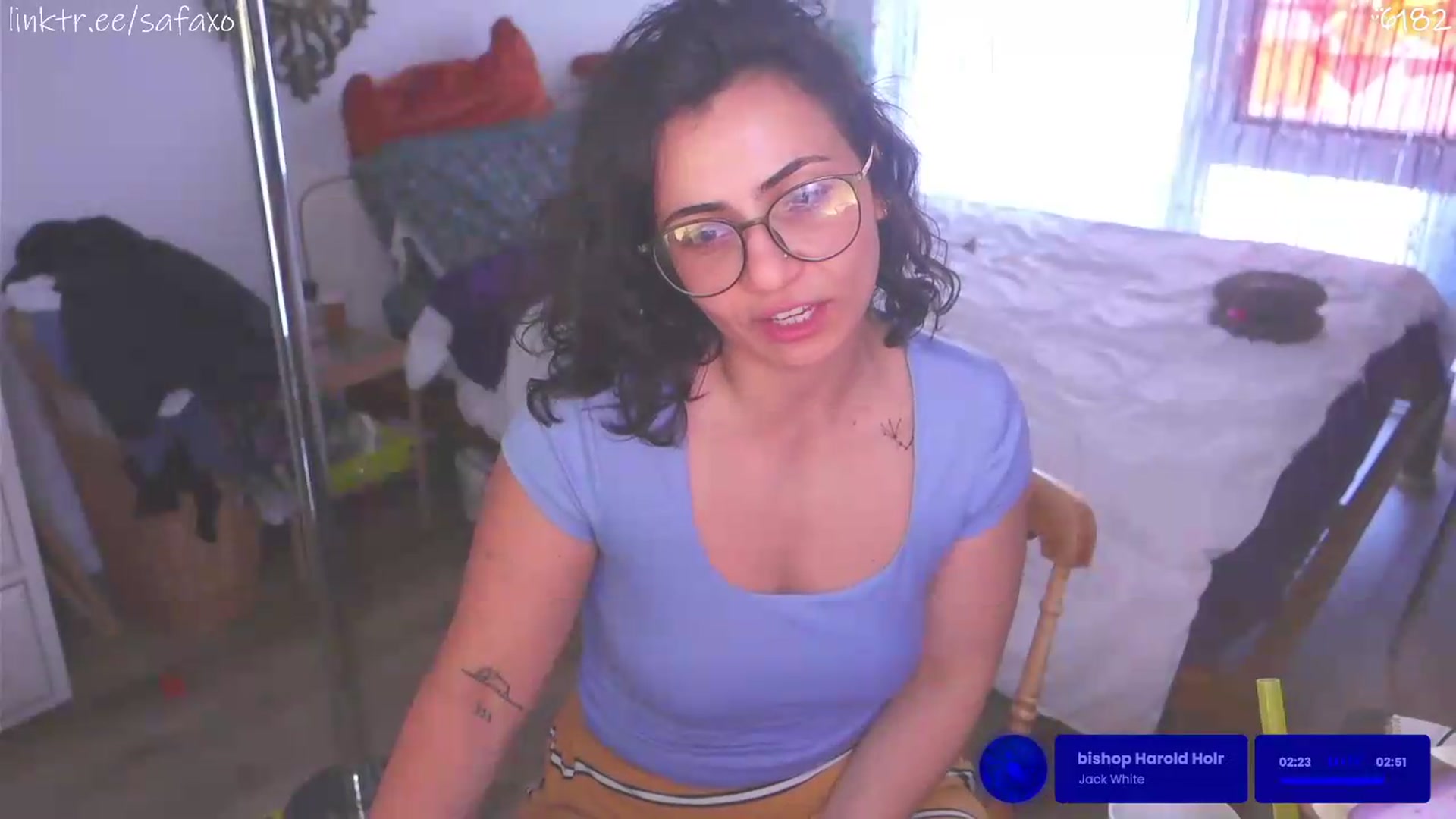 Gallery image thumbnail from HairySafaeri's myfreecams stream on, 06/04/2026, 22:00 image 10 of 20