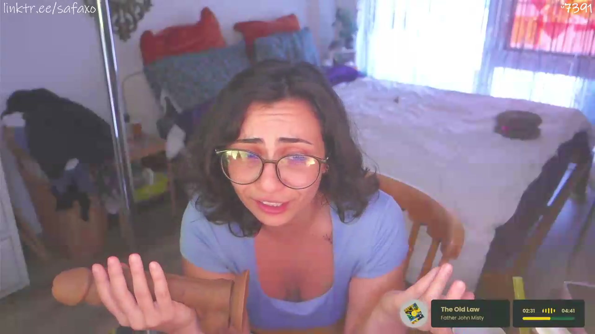 Gallery image thumbnail from HairySafaeri's myfreecams stream on, 06/04/2026, 22:00 image 4 of 20