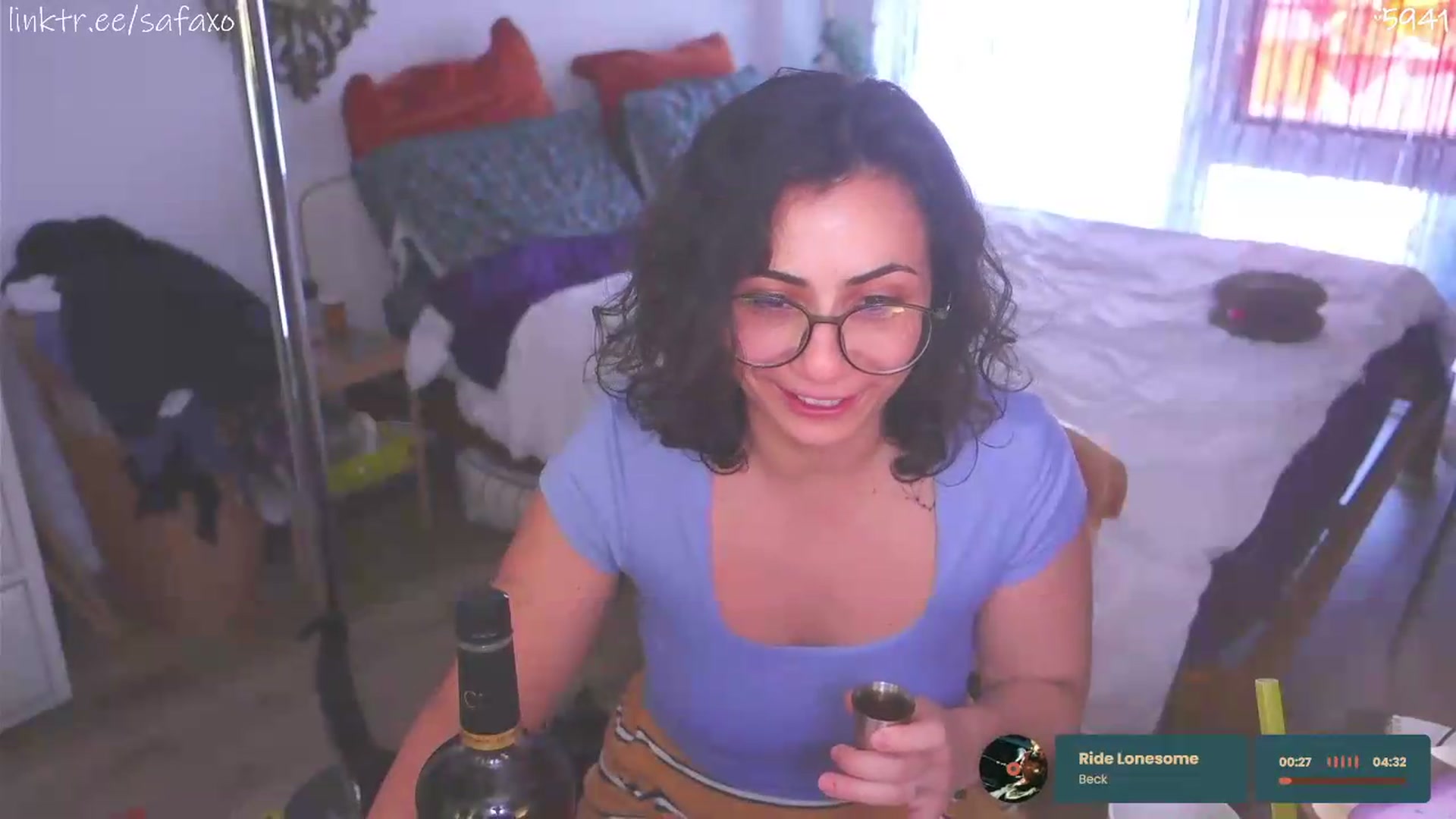 Gallery image thumbnail from HairySafaeri's myfreecams stream on, 06/04/2026, 22:00 image 16 of 20