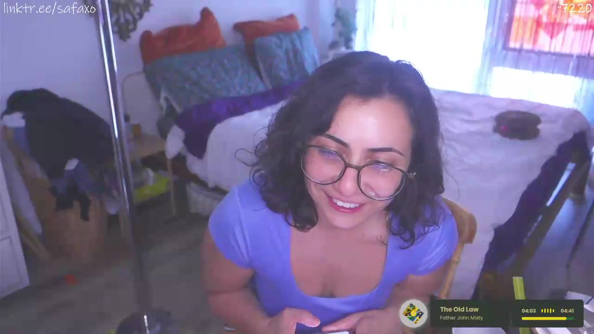 Gallery image thumbnail from HairySafaeri's myfreecams stream on, 06/04/2026, 22:00 image 6 of 20