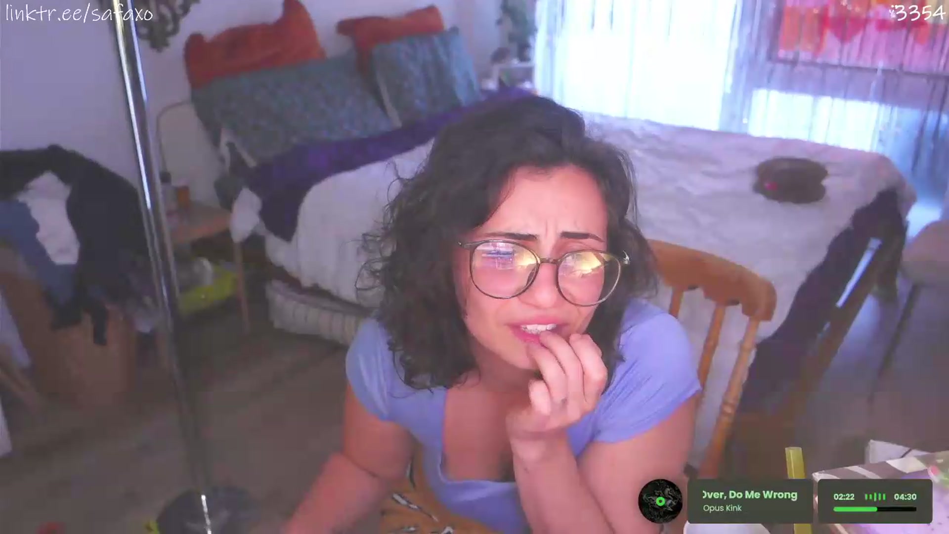 Gallery image thumbnail from HairySafaeri's myfreecams stream on, 06/05/2026, 24:30 image 13 of 20