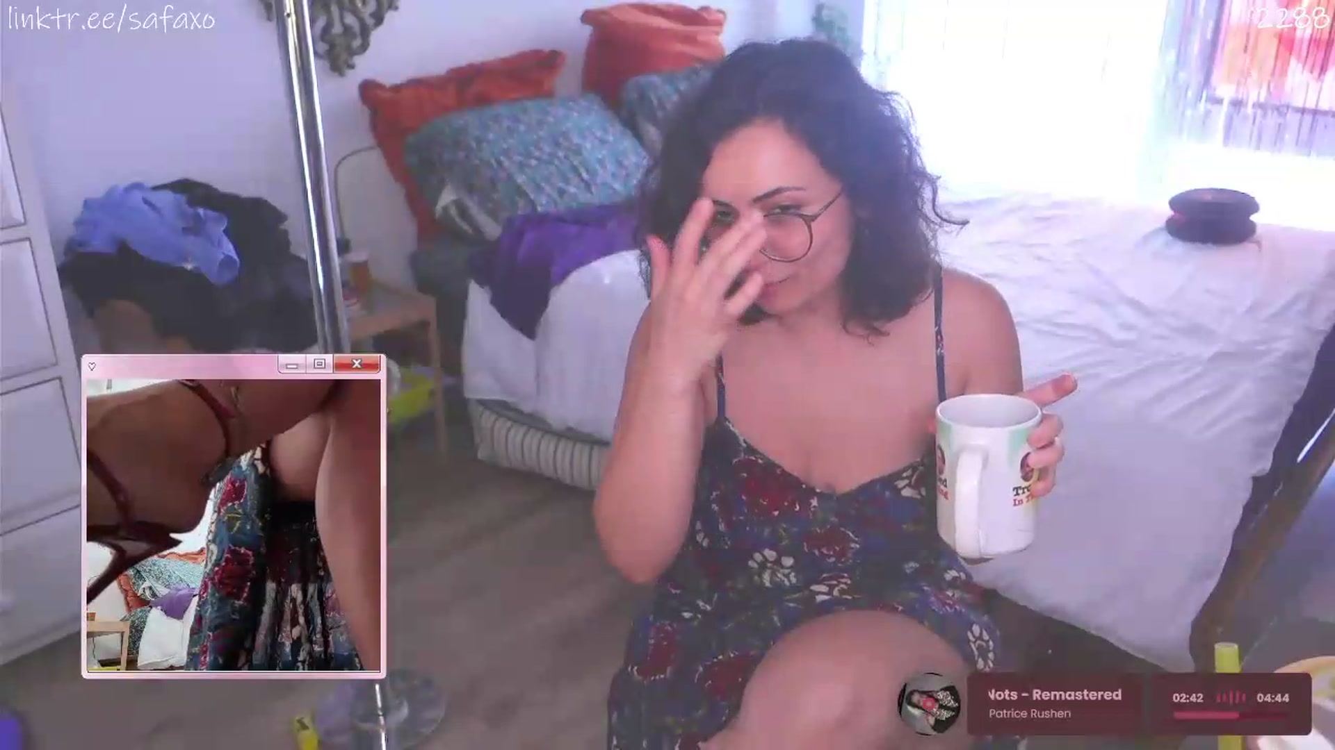 Gallery image thumbnail from HairySafaeri's myfreecams stream on, 06/05/2026, 20:25 image 6 of 20
