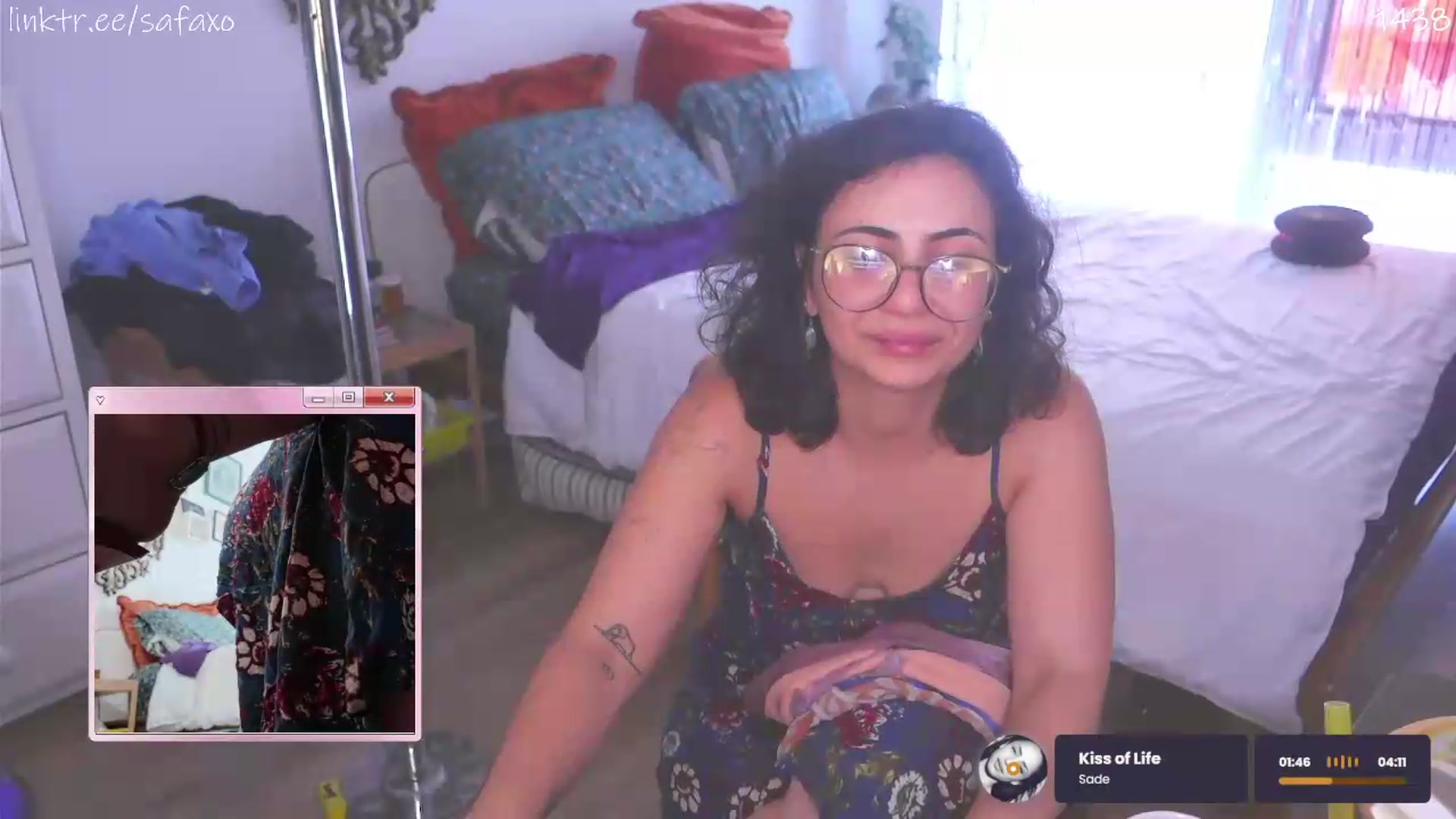 Gallery image thumbnail from HairySafaeri's myfreecams stream on, 06/05/2026, 20:25 image 12 of 20