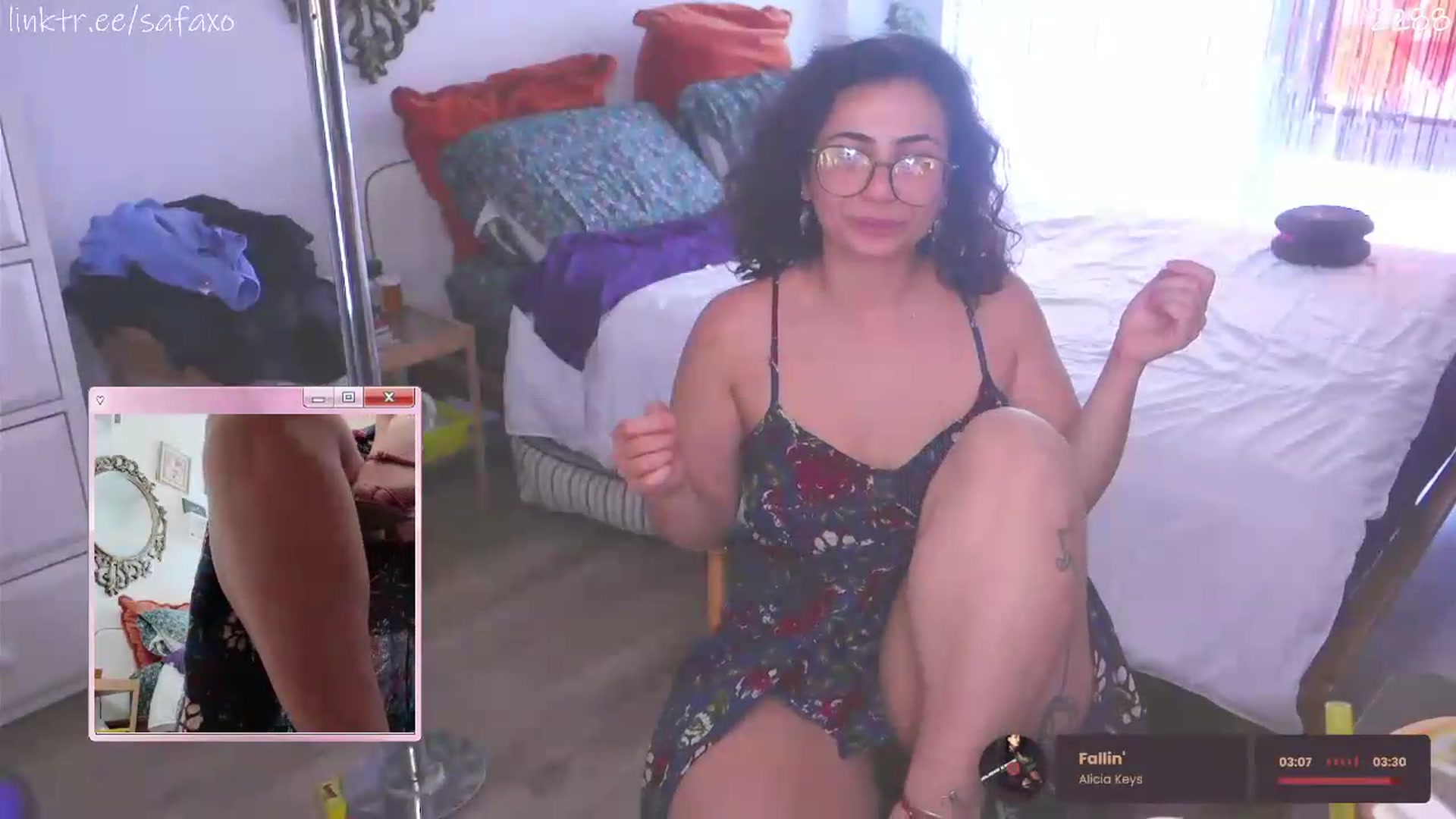 Gallery image thumbnail from HairySafaeri's myfreecams stream on, 06/05/2026, 20:25 image 8 of 20