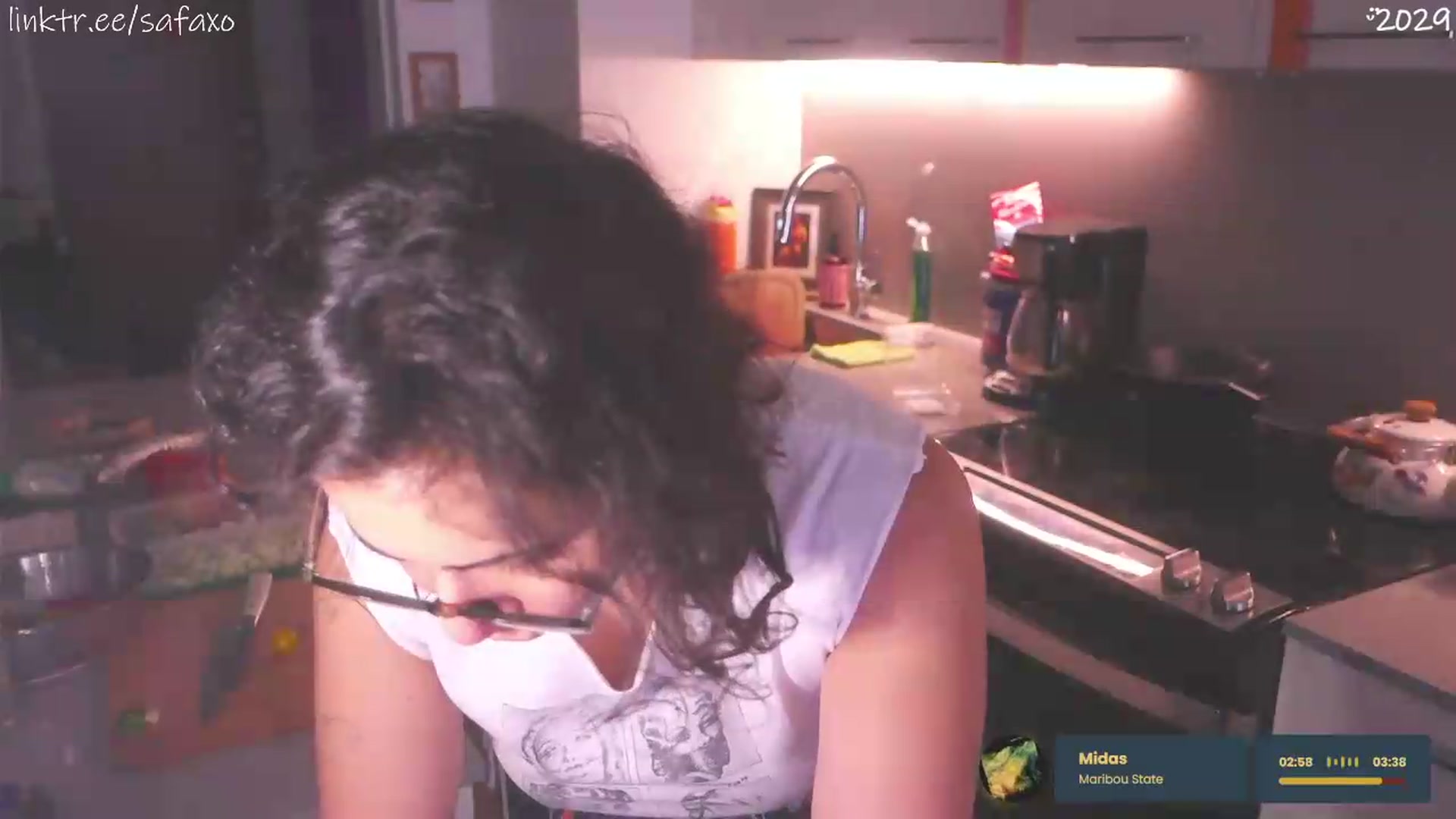 Gallery image thumbnail from HairySafaeri's myfreecams stream on, 06/09/2026, 20:29 image 12 of 20