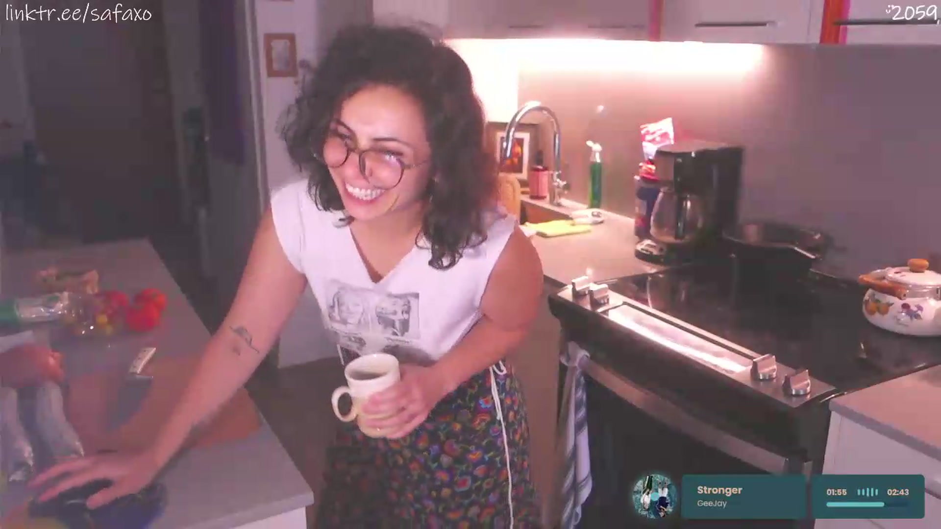 Gallery image thumbnail from HairySafaeri's myfreecams stream on, 06/09/2026, 20:29 image 4 of 20