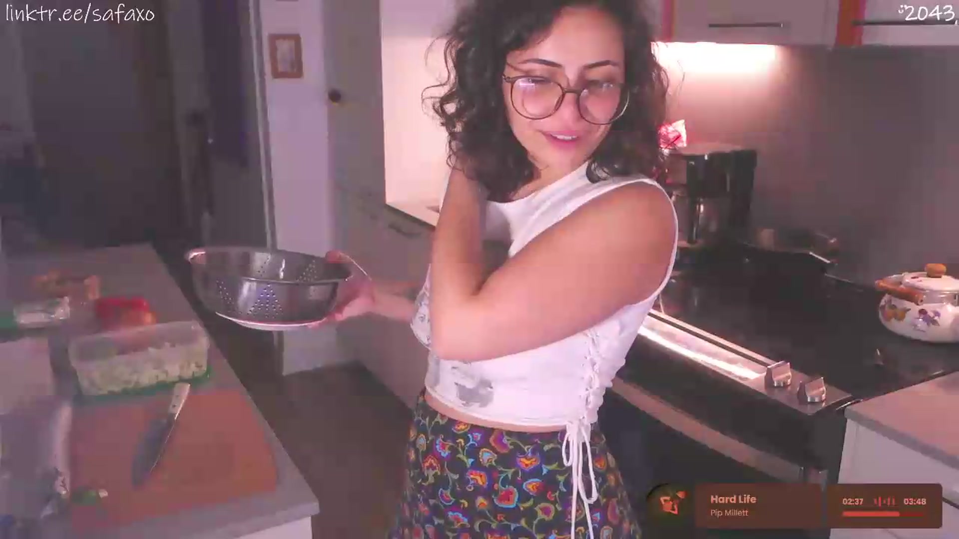 Gallery image thumbnail from HairySafaeri's myfreecams stream on, 06/09/2026, 20:29 image 11 of 20