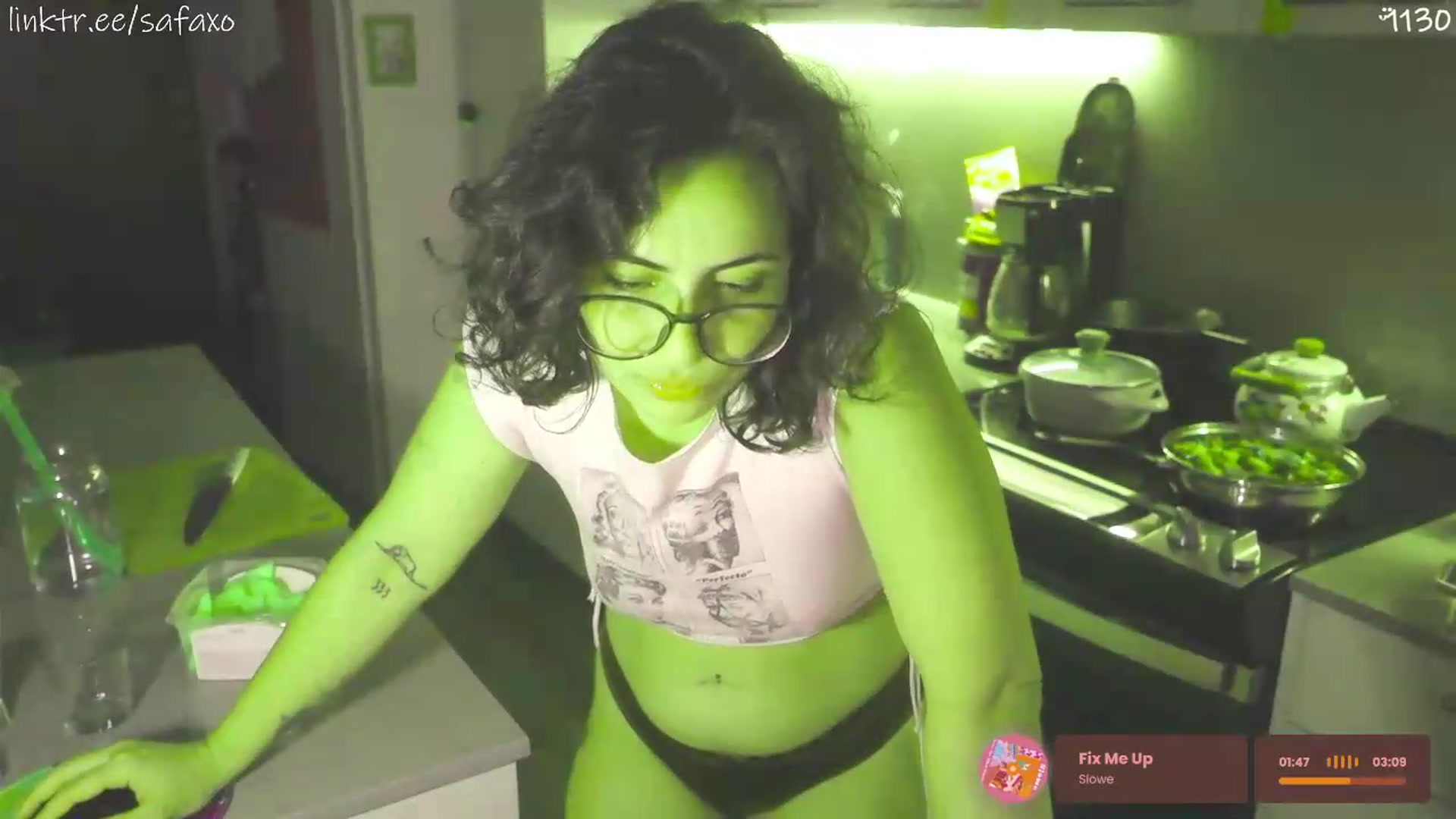 Gallery image thumbnail from HairySafaeri's myfreecams stream on, 06/10/2026, 24:02 image 16 of 20