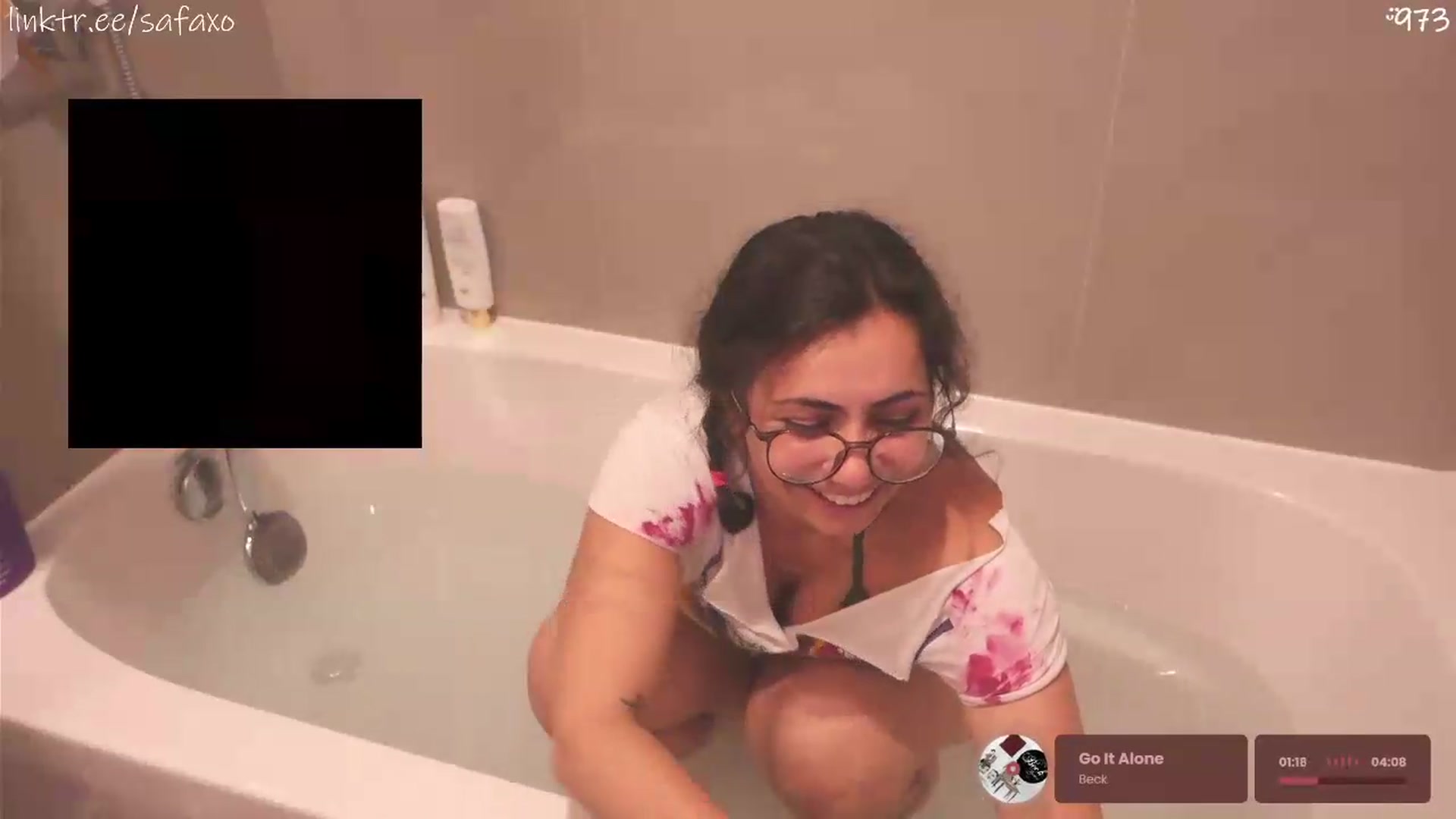 Gallery image thumbnail from HairySafaeri's myfreecams stream on, 06/11/2026, 24:01 image 10 of 20