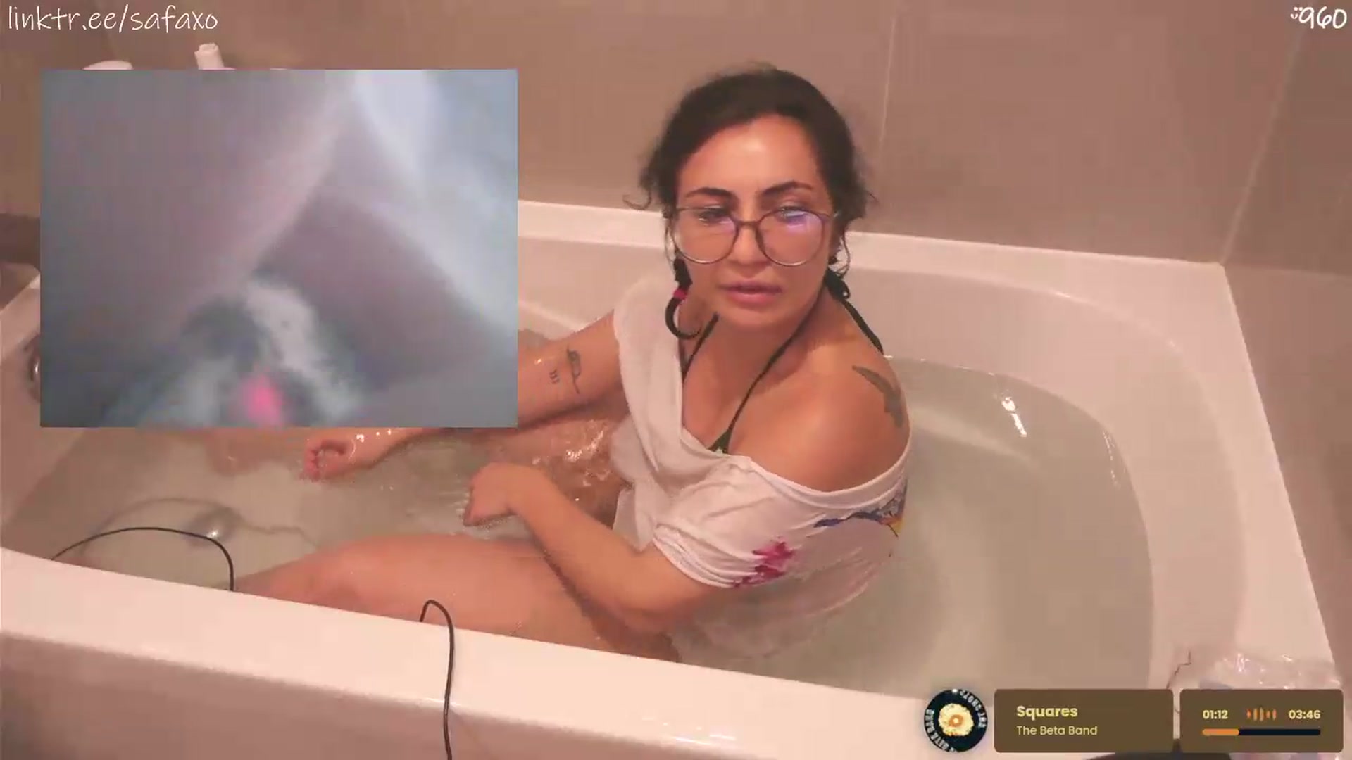 Gallery image thumbnail from HairySafaeri's myfreecams stream on, 06/11/2026, 01:16 image 10 of 20