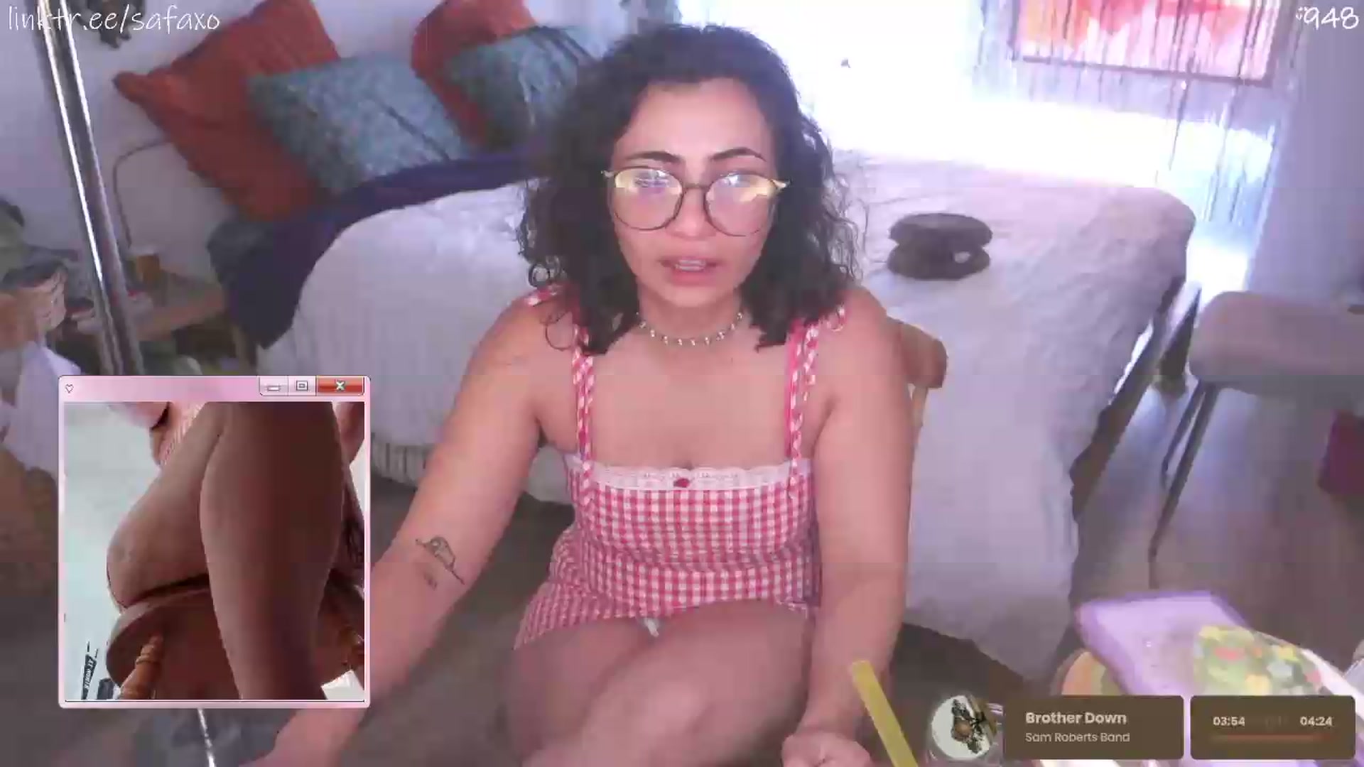 Gallery image thumbnail from HairySafaeri's myfreecams stream on, 06/11/2026, 17:55 image 8 of 20