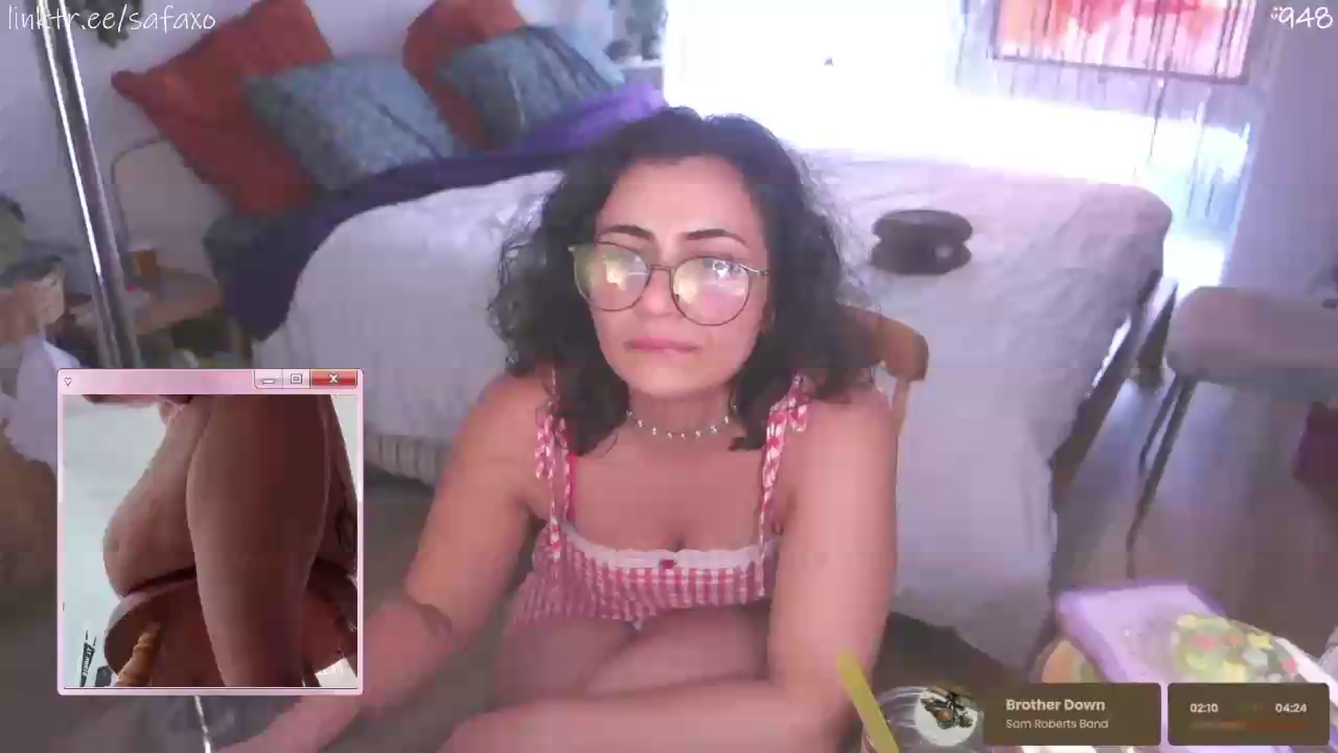 Gallery image thumbnail from HairySafaeri's myfreecams stream on, 06/11/2026, 17:55 image 6 of 20