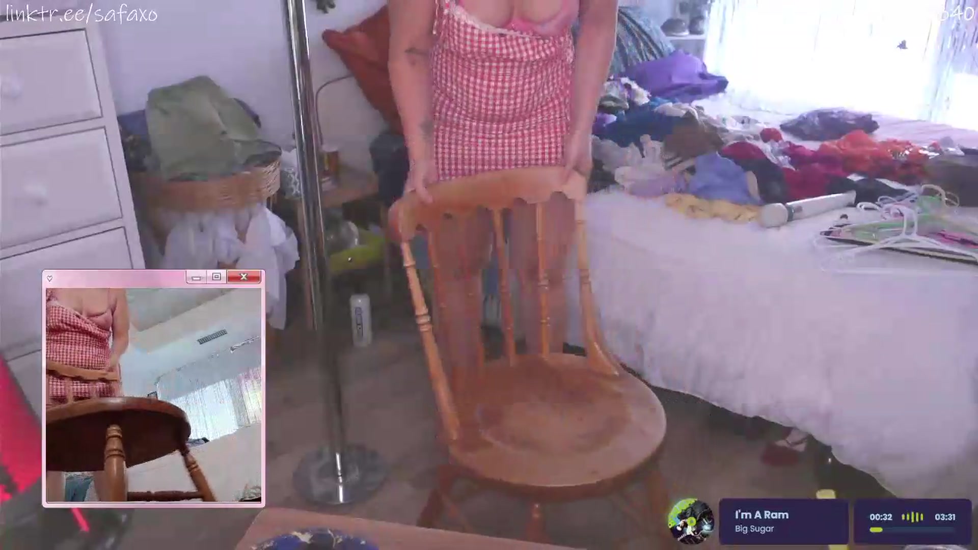 Gallery image thumbnail from HairySafaeri's myfreecams stream on, 06/11/2026, 20:38 image 10 of 20