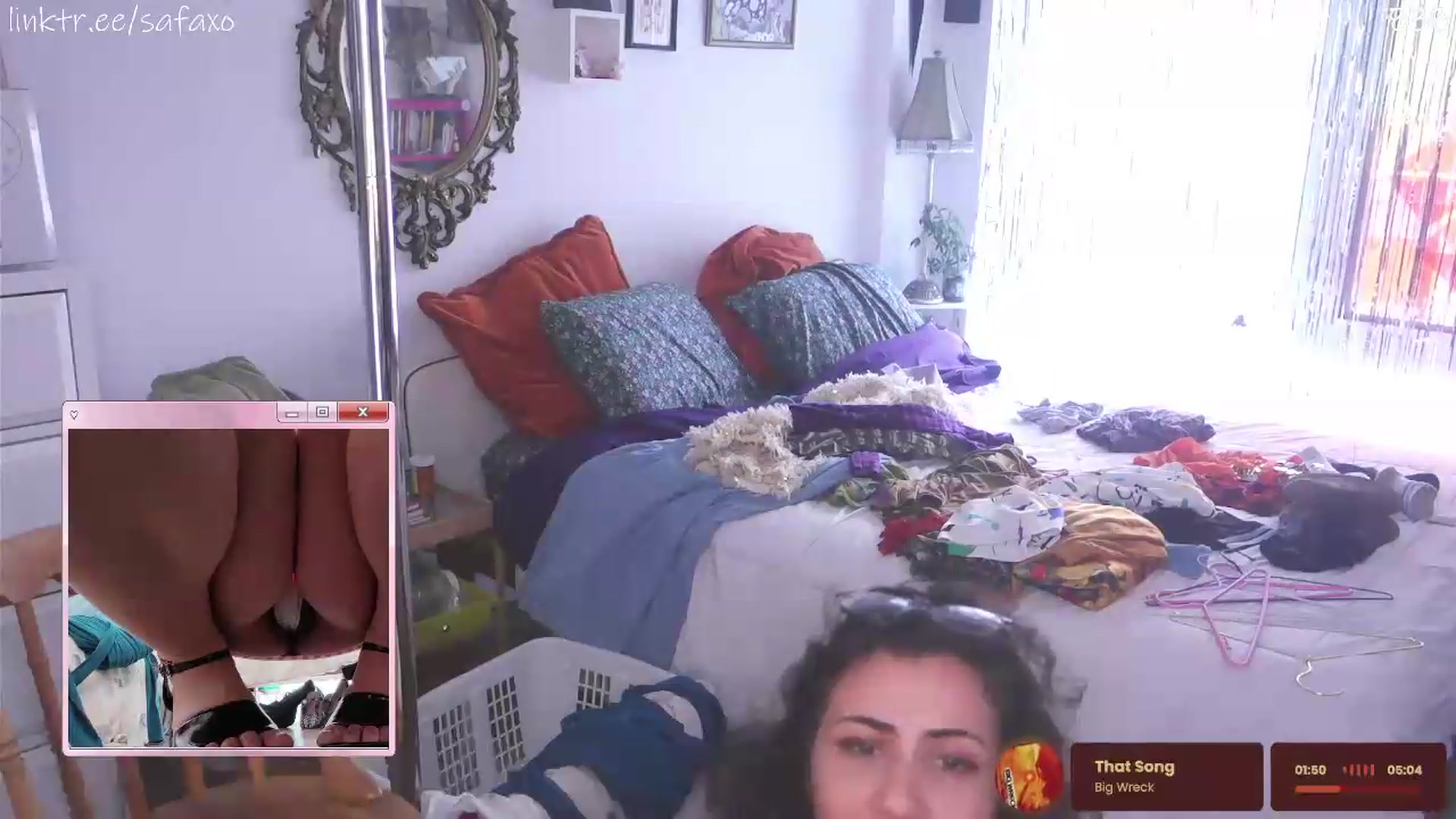 Gallery image thumbnail from HairySafaeri's myfreecams stream on, 06/11/2026, 21:13 image 5 of 20