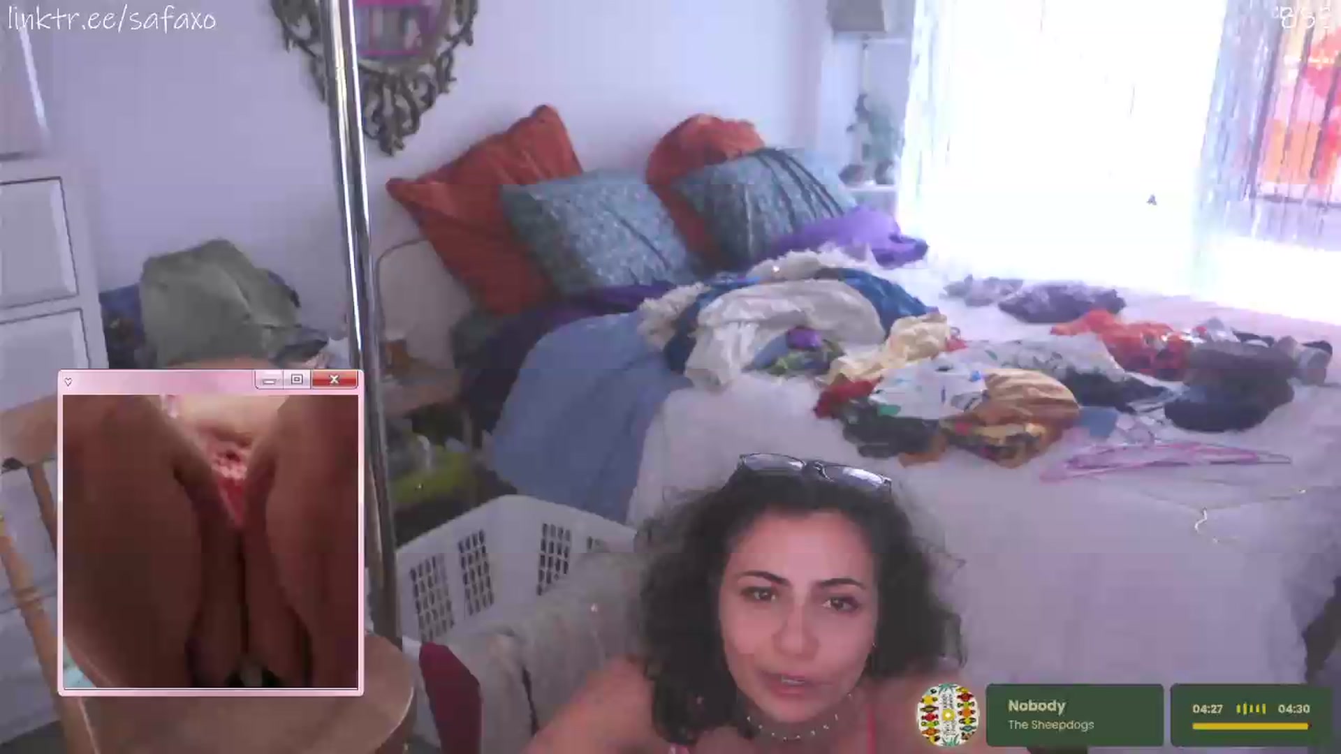 Gallery image thumbnail from HairySafaeri's myfreecams stream on, 06/11/2026, 21:13 image 1 of 20