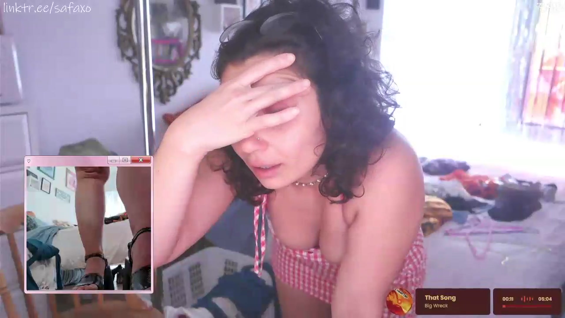 Gallery image thumbnail from HairySafaeri's myfreecams stream on, 06/11/2026, 21:13 image 4 of 20