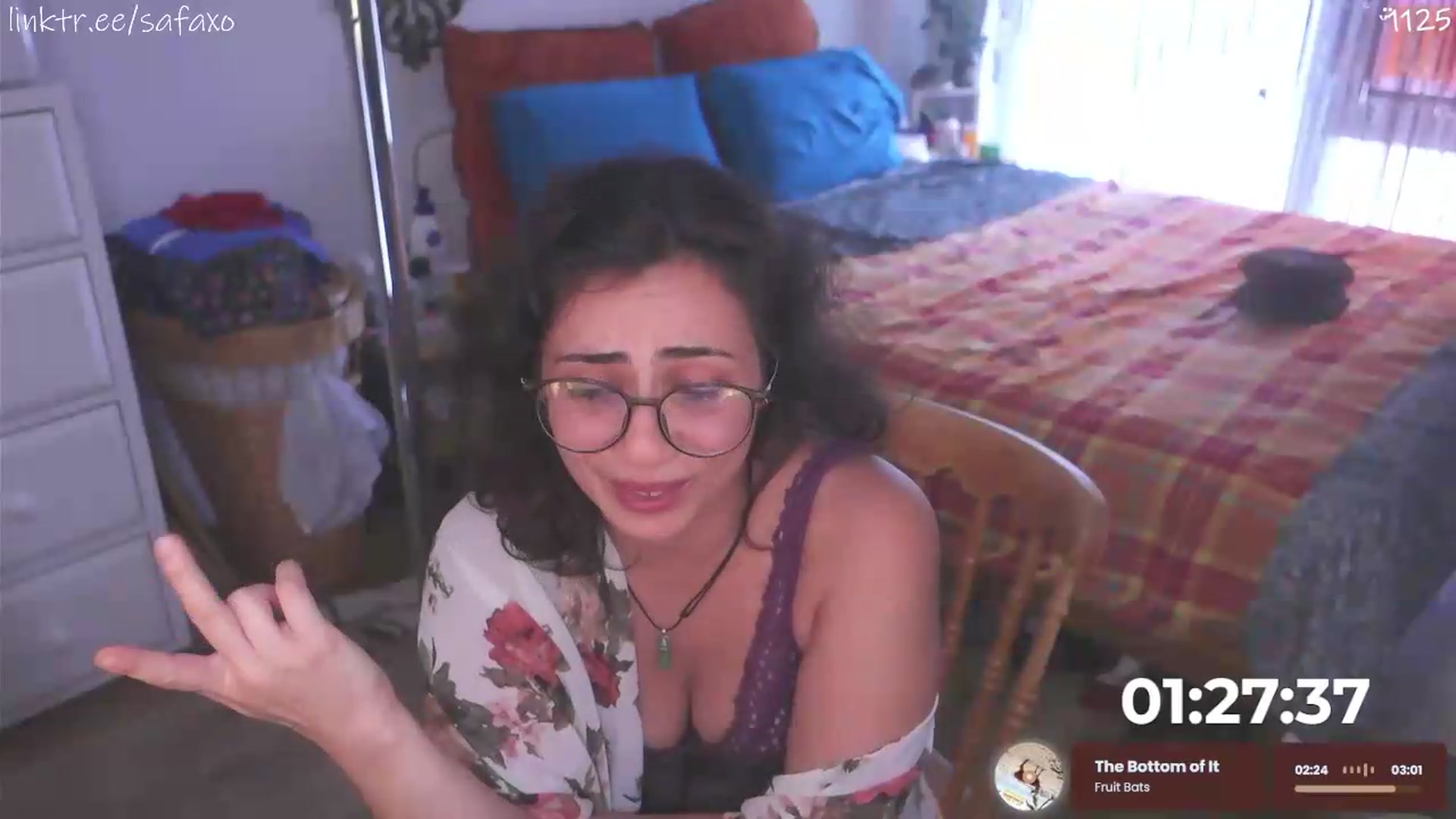 Gallery image thumbnail from HairySafaeri's myfreecams stream on, 06/23/2026, 20:19 image 15 of 20