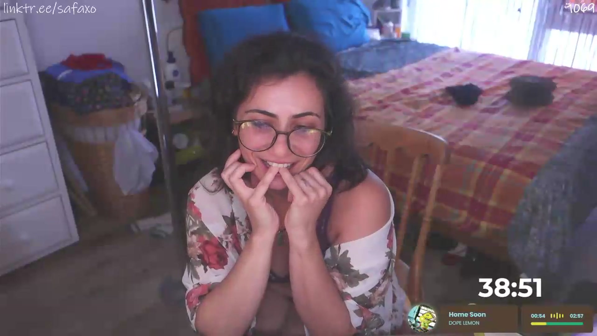 Gallery image thumbnail from HairySafaeri's myfreecams stream on, 06/23/2026, 21:03 image 8 of 20