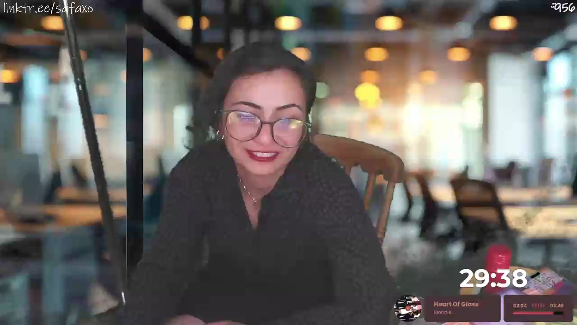 Gallery image thumbnail from HairySafaeri's myfreecams stream on, 06/26/2026, 22:23 image 1 of 20