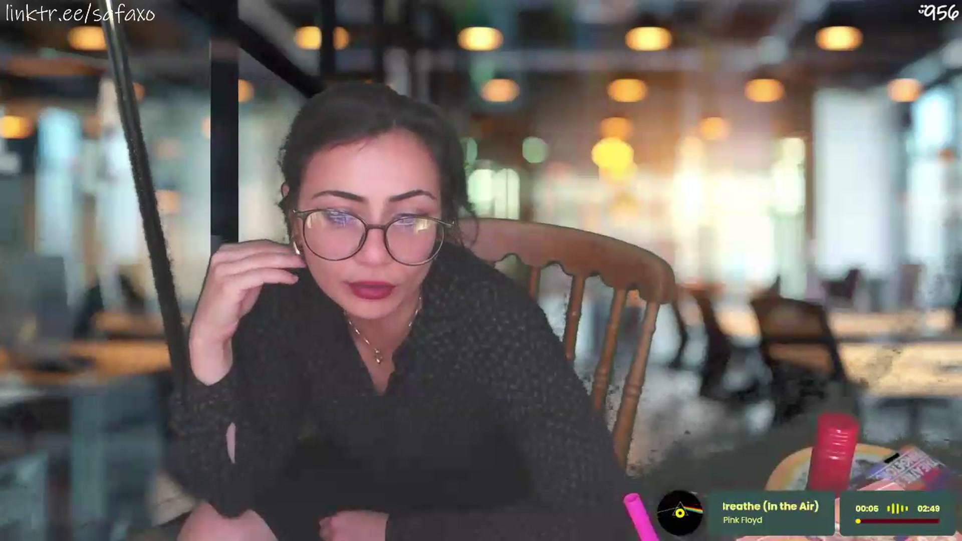 Gallery image thumbnail from HairySafaeri's myfreecams stream on, 06/26/2026, 22:23 image 17 of 20
