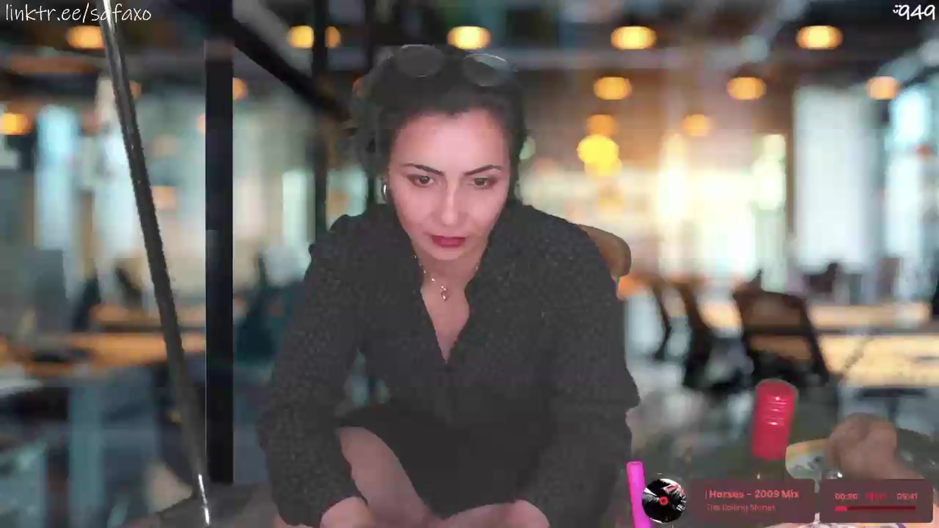 Gallery image thumbnail from HairySafaeri's myfreecams stream on, 06/26/2026, 23:32 image 2 of 20
