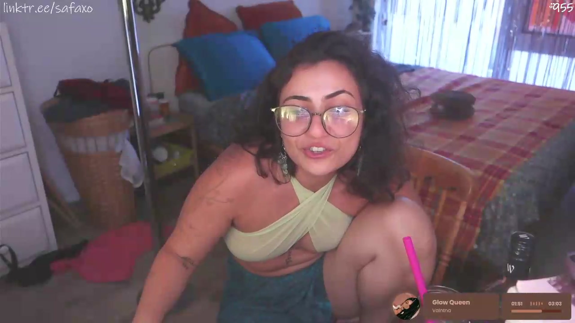Gallery image thumbnail from HairySafaeri's myfreecams stream on, 06/30/2026, 23:34 image 18 of 20