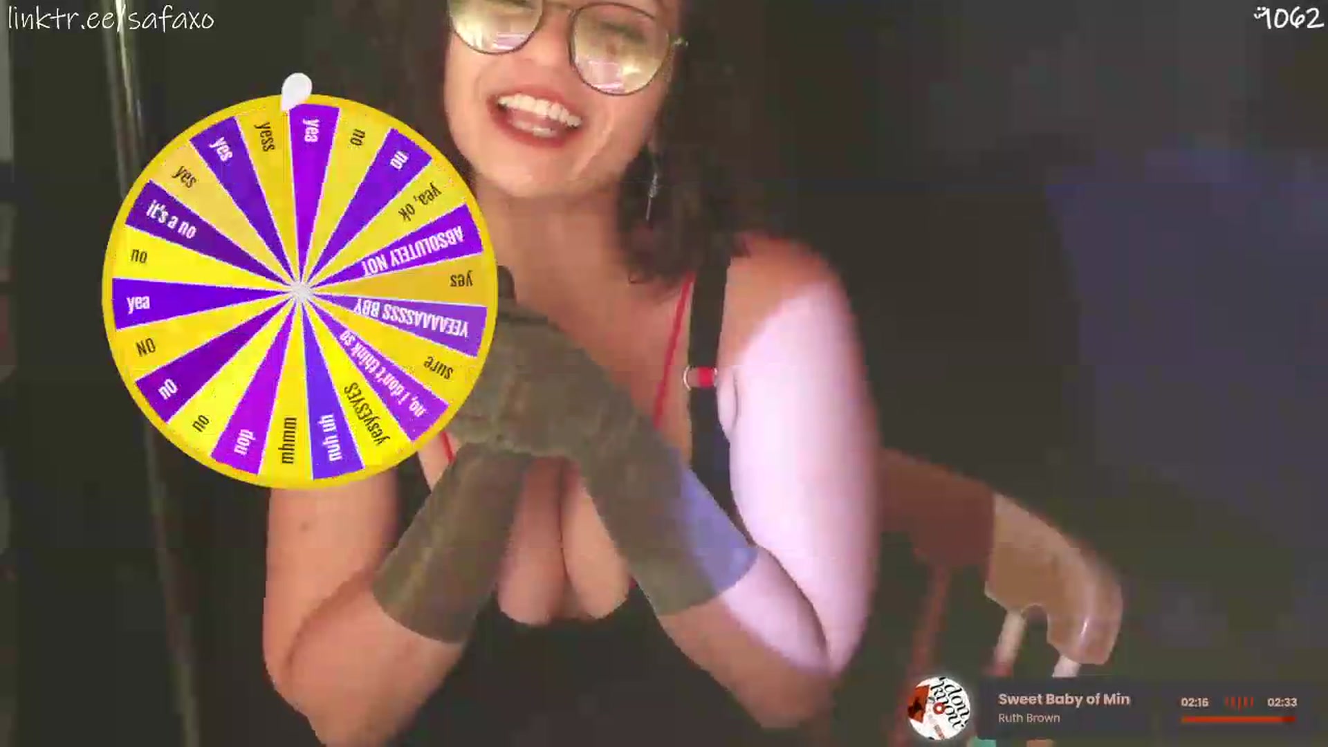 Gallery image thumbnail from HairySafaeri's myfreecams stream on, 07/15/2026, 23:02 image 5 of 20