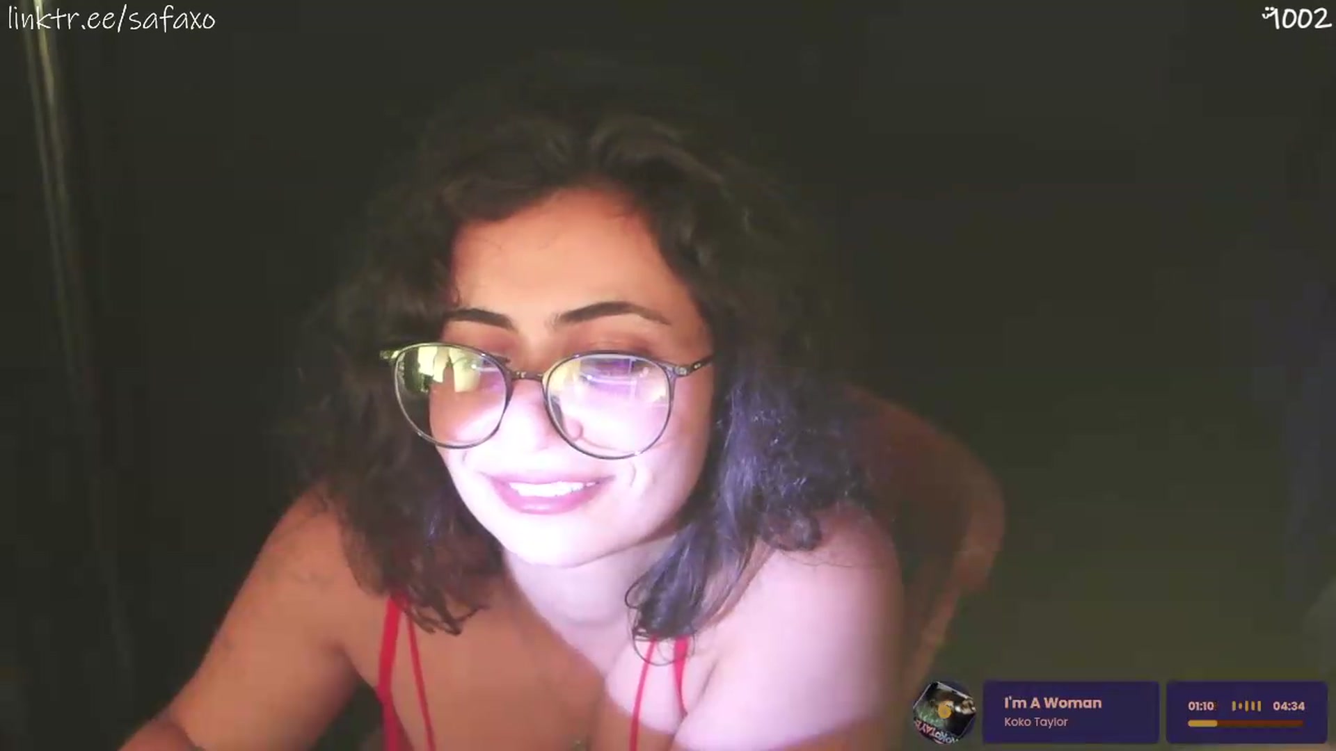 Gallery image thumbnail from HairySafaeri's myfreecams stream on, 07/15/2026, 23:37 image 14 of 20