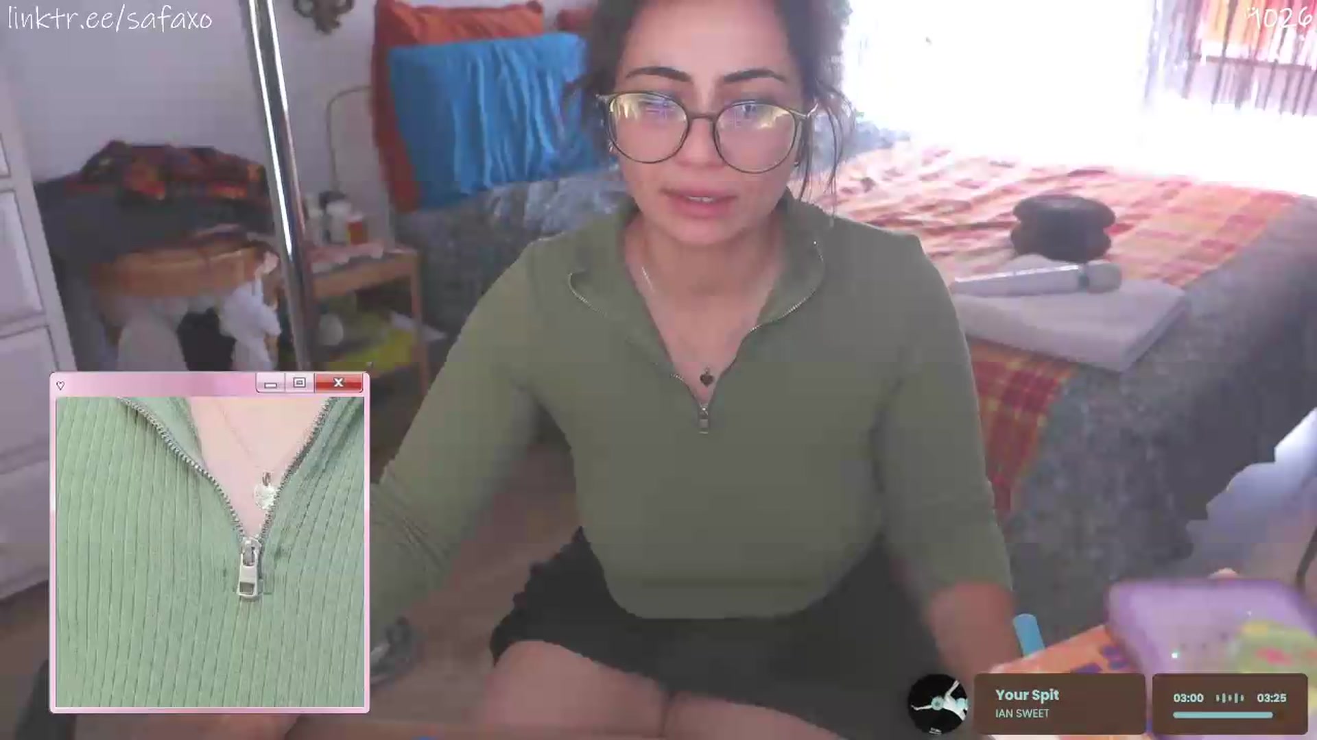 Gallery image thumbnail from HairySafaeri's myfreecams stream on, 07/16/2026, 18:20 image 17 of 20